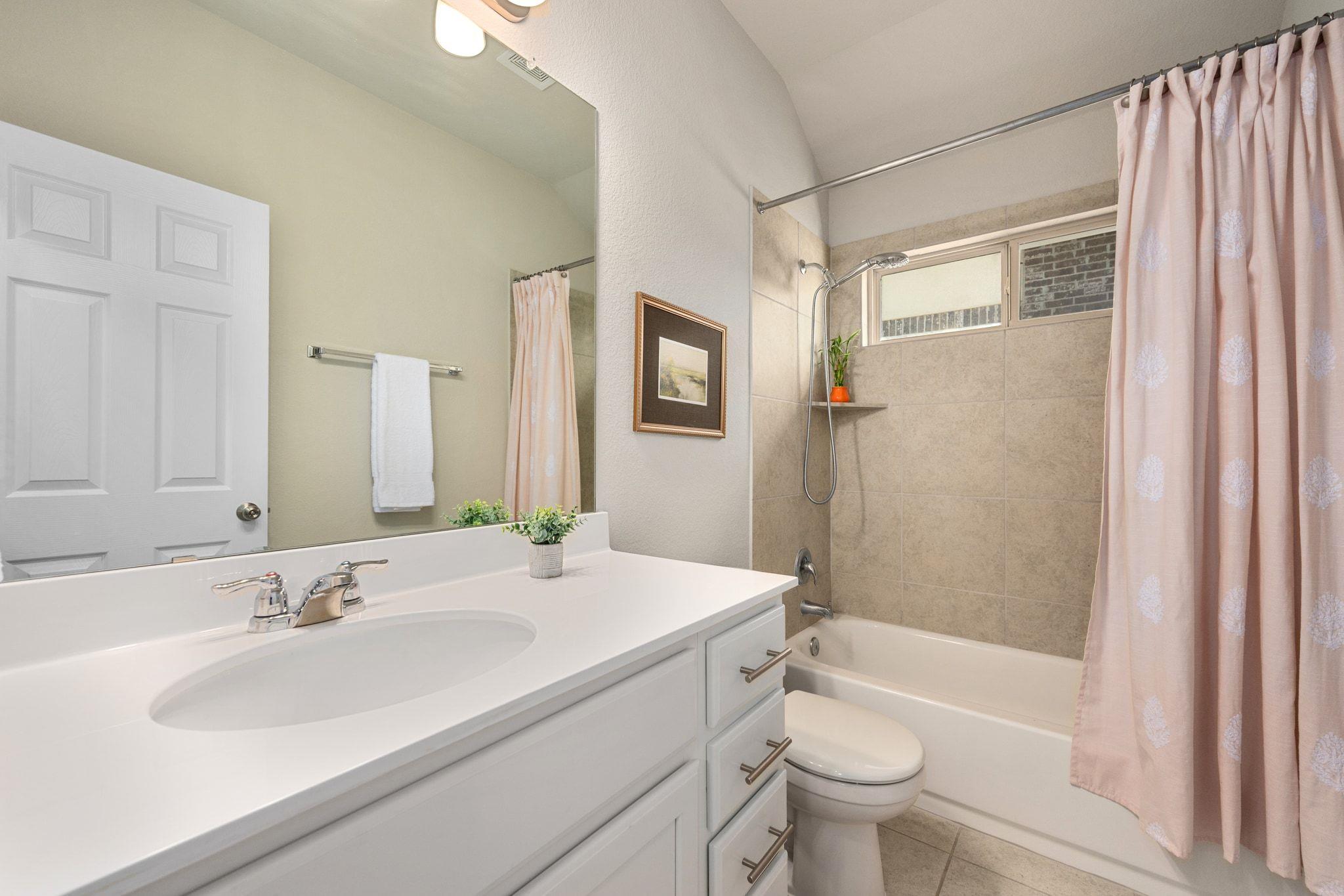 109 Findley Ave, Leander, TX 78641