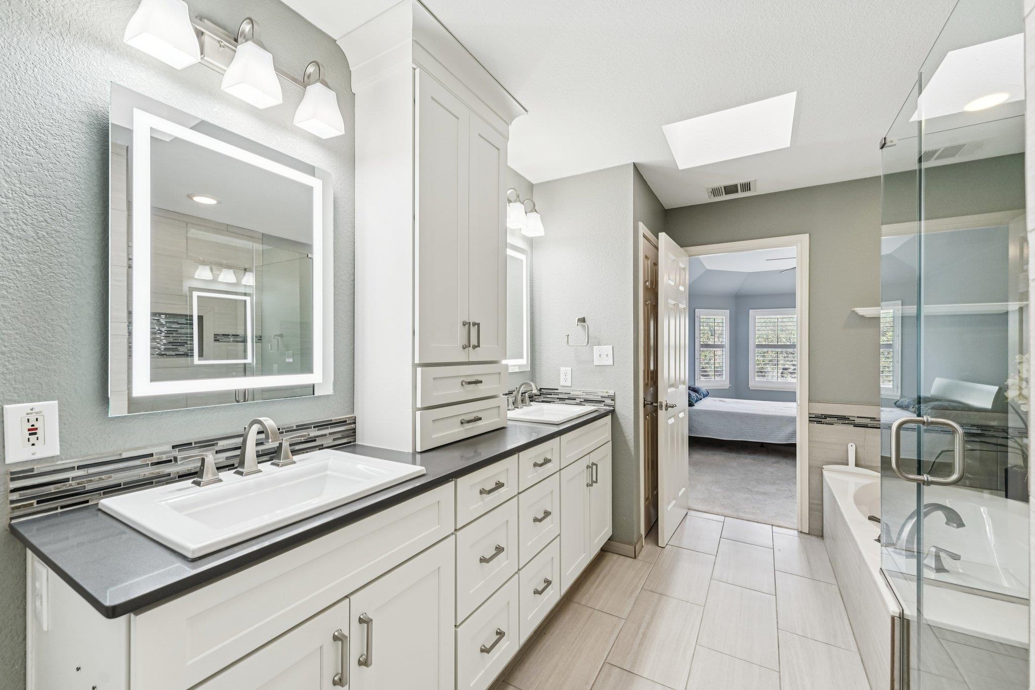 11100 Sandstone Trl, Austin, TX 78750