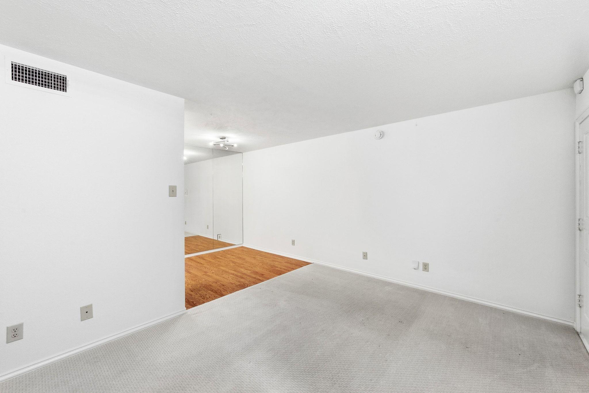 505 W 7th St # 107, Austin, TX 78701