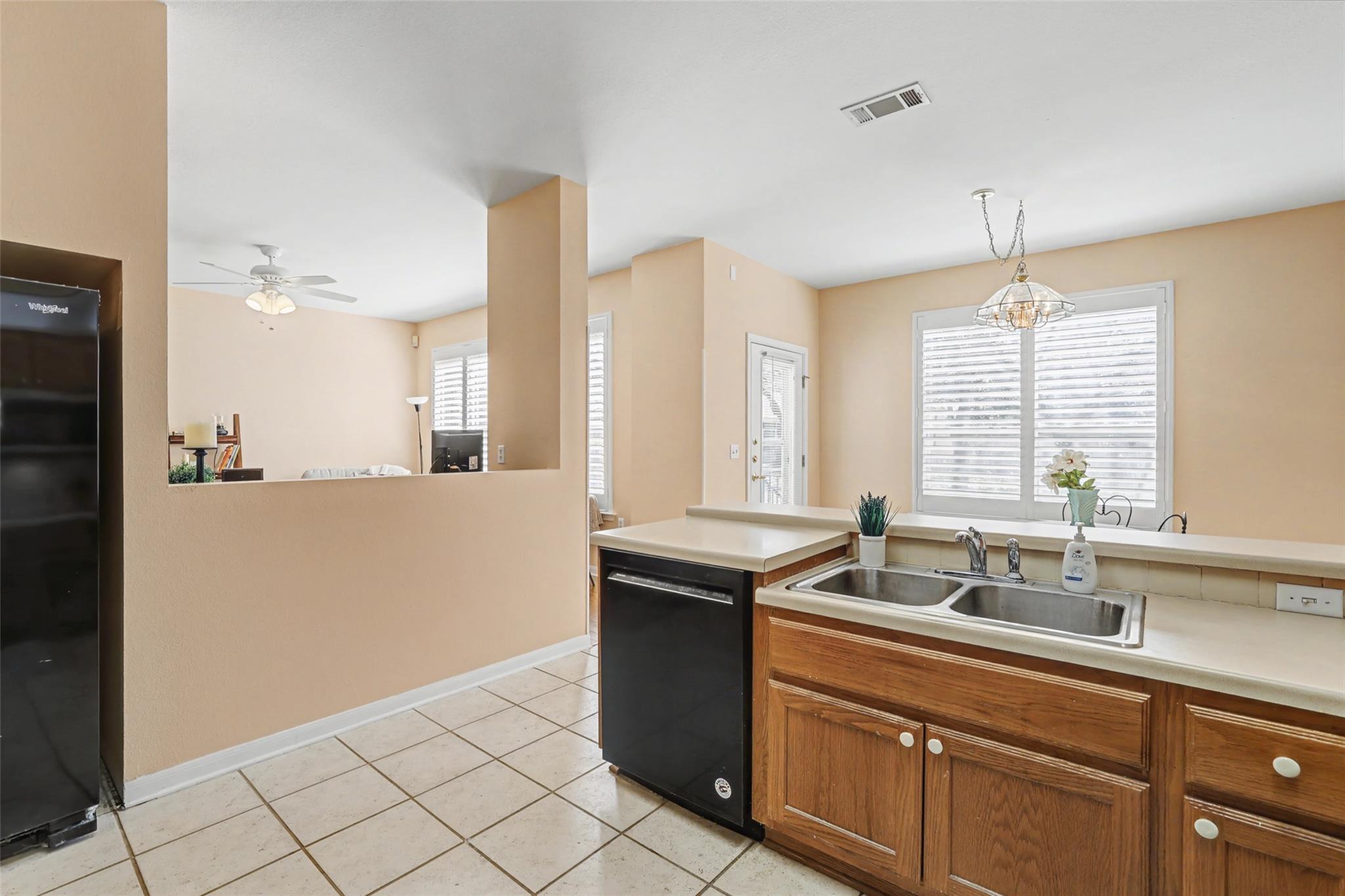 117 Verbena Dr, Georgetown, TX 78633