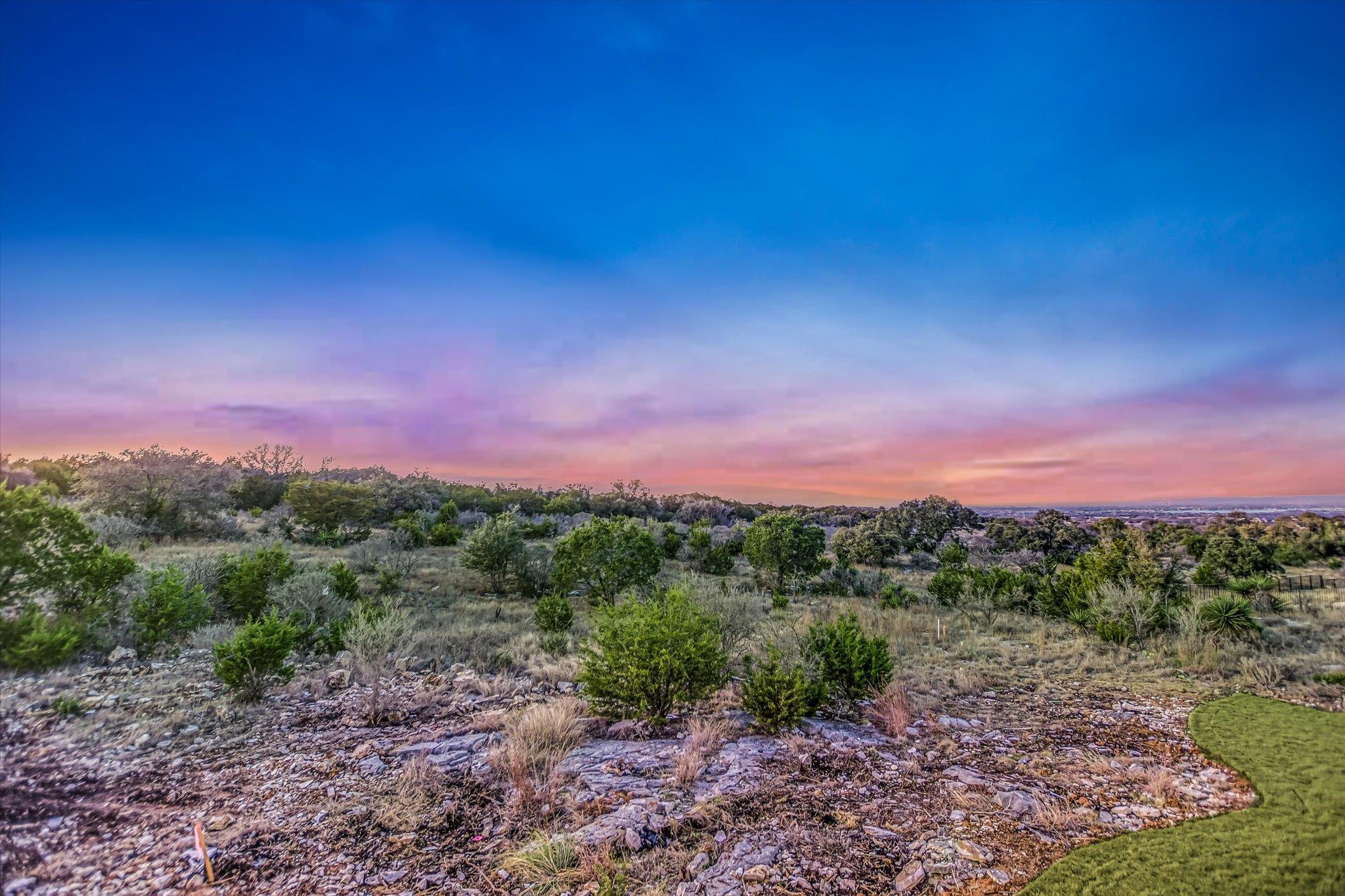 104 Nattie Woods Dr, Horseshoe Bay, TX 78657