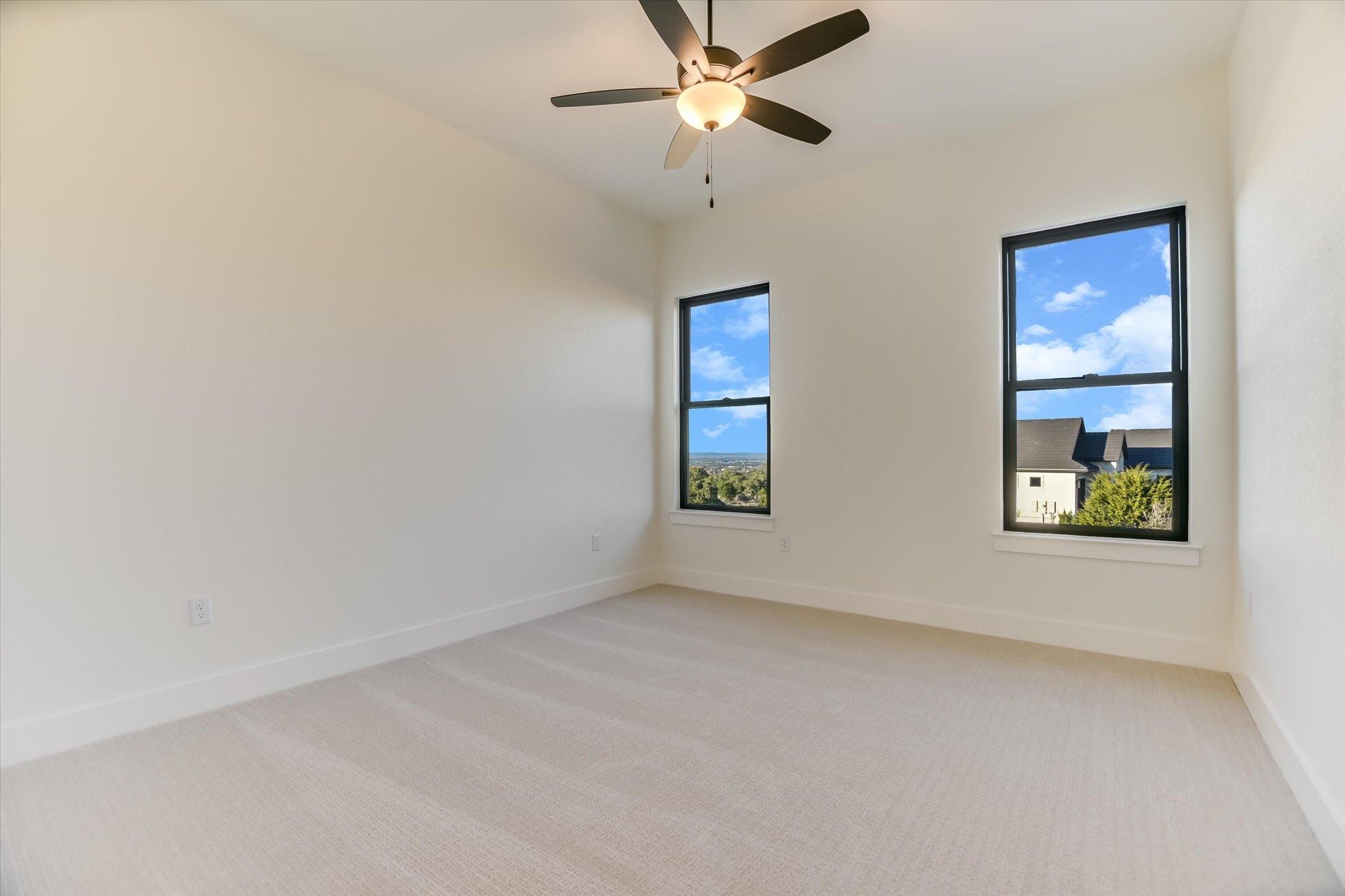 104 Nattie Woods Dr, Horseshoe Bay, TX 78657