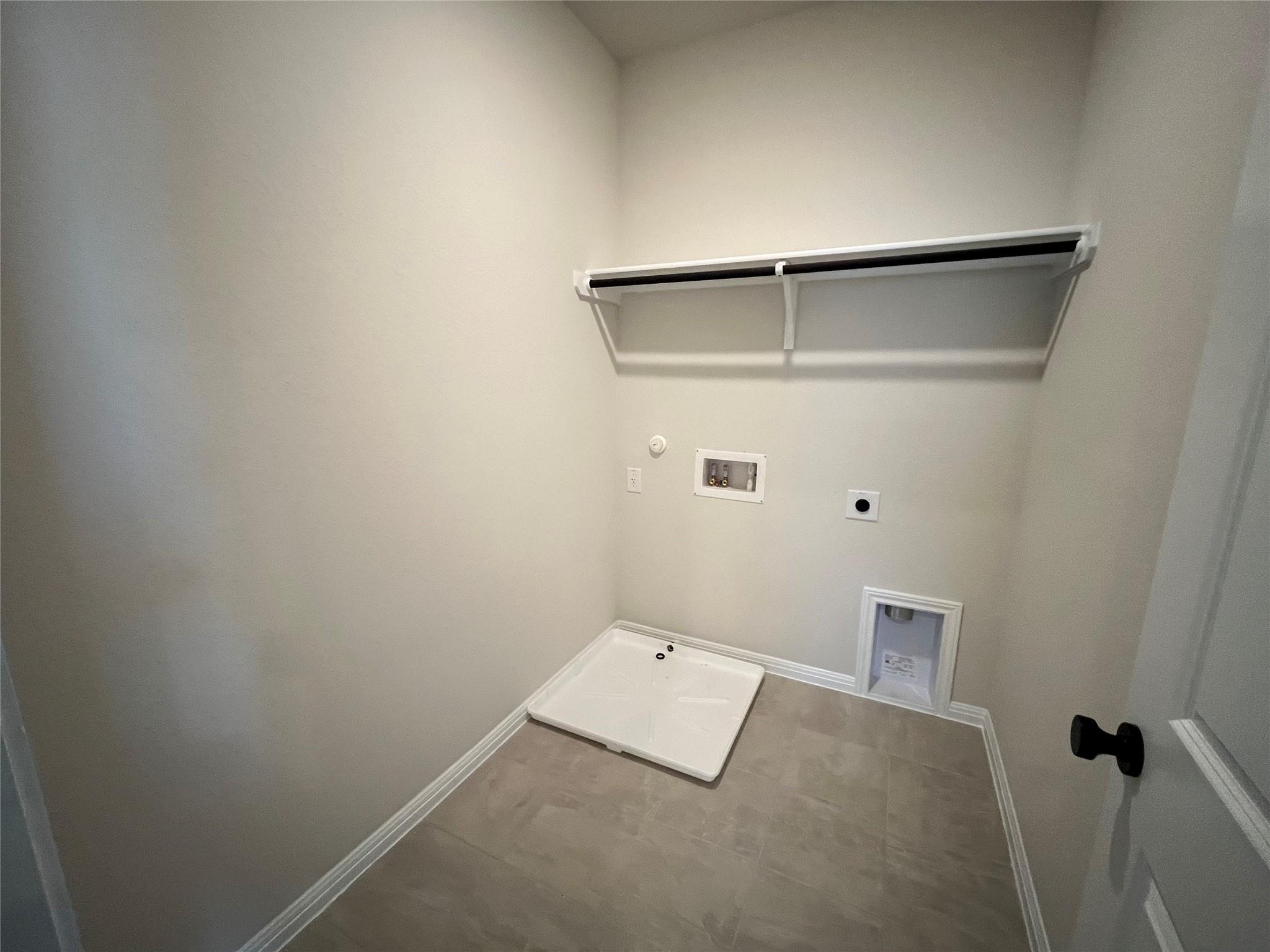 213 Woodrow Ln, Liberty Hill, TX 78642