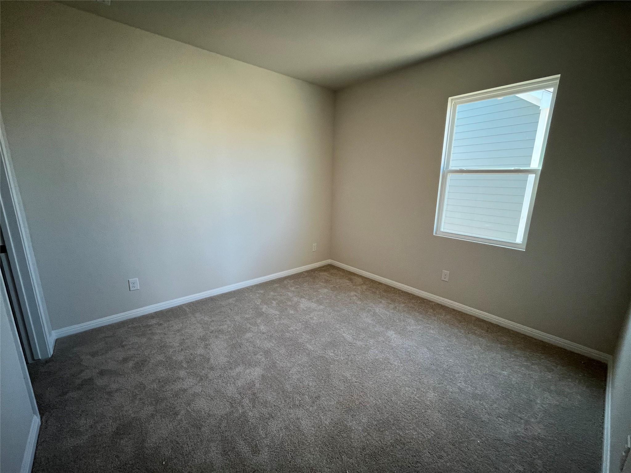 213 Woodrow Ln, Liberty Hill, TX 78642