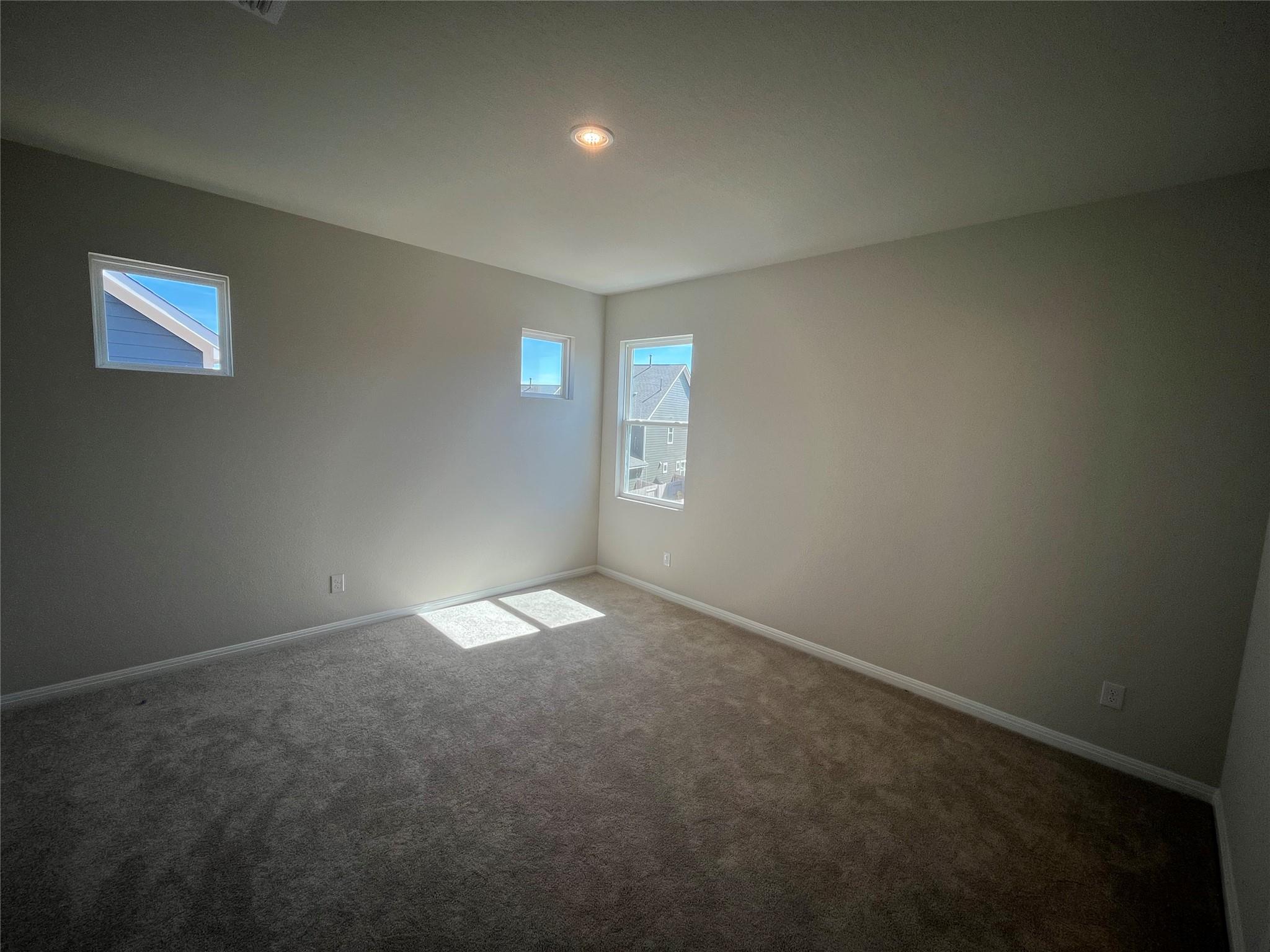 213 Woodrow Ln, Liberty Hill, TX 78642