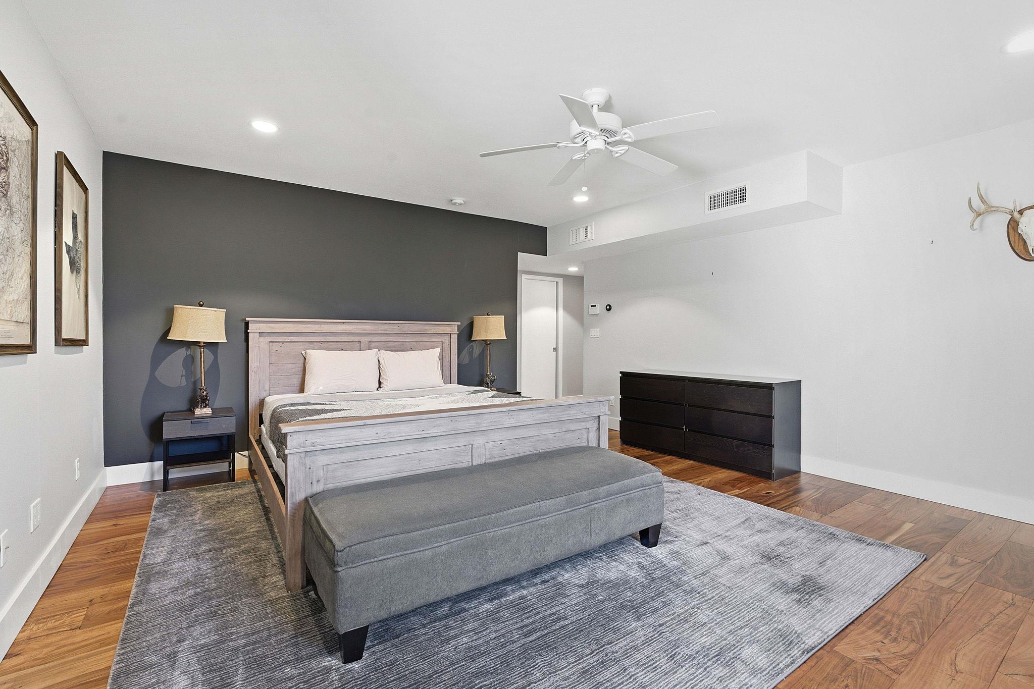 904 West Ave # 214, Austin, TX 78701