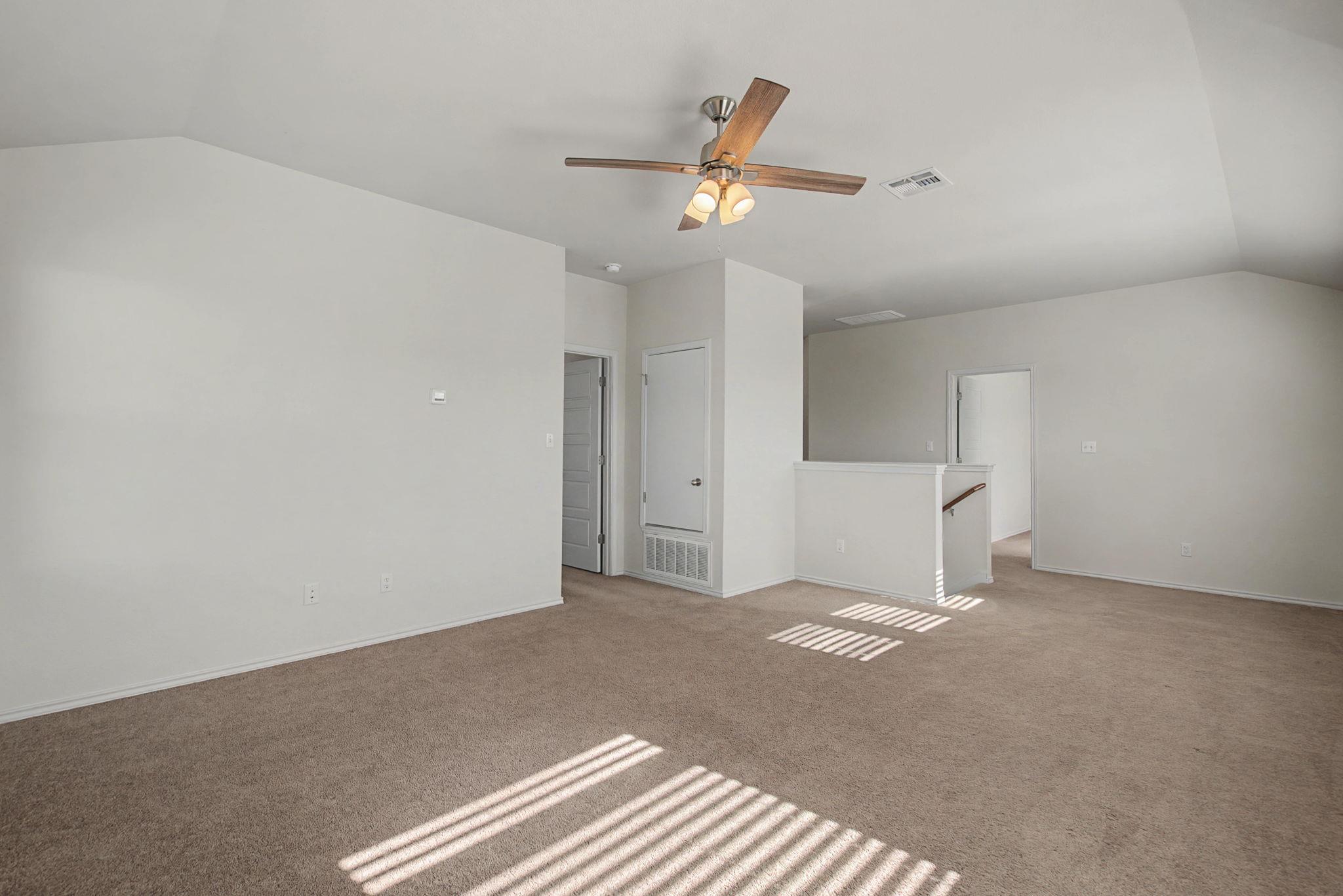 109 White Sage Ln, Liberty Hill, TX 78642