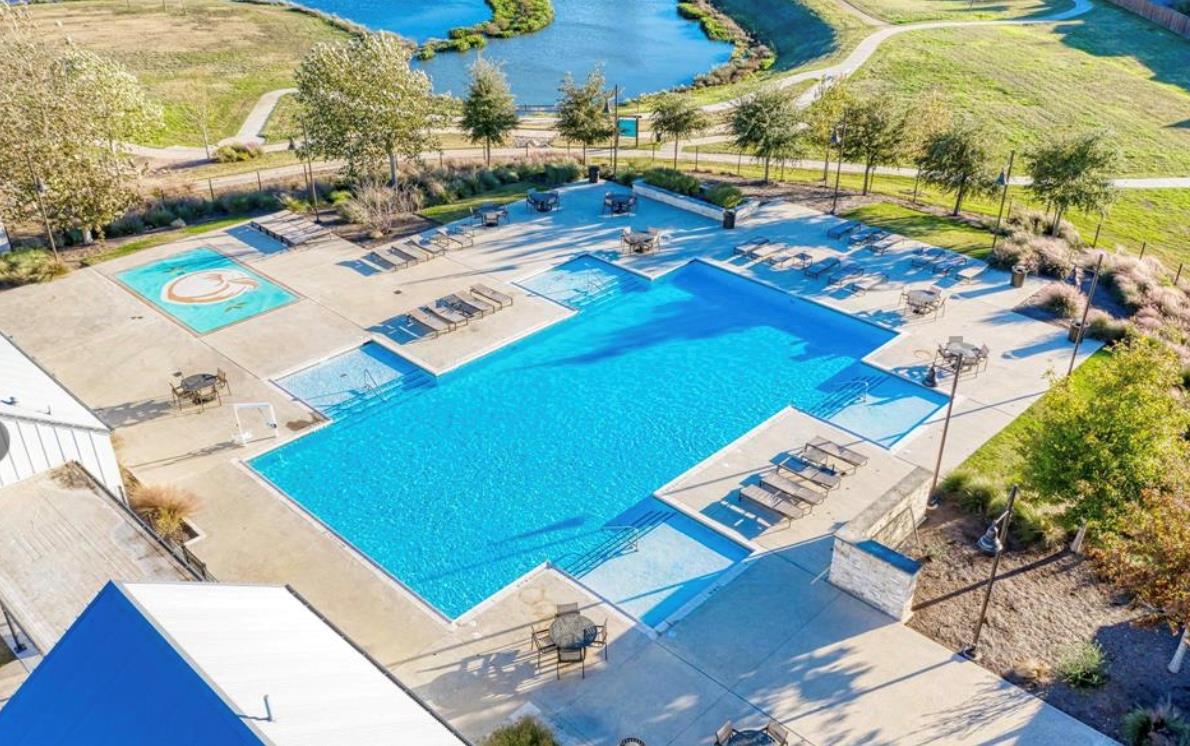 109 White Sage Ln, Liberty Hill, TX 78642