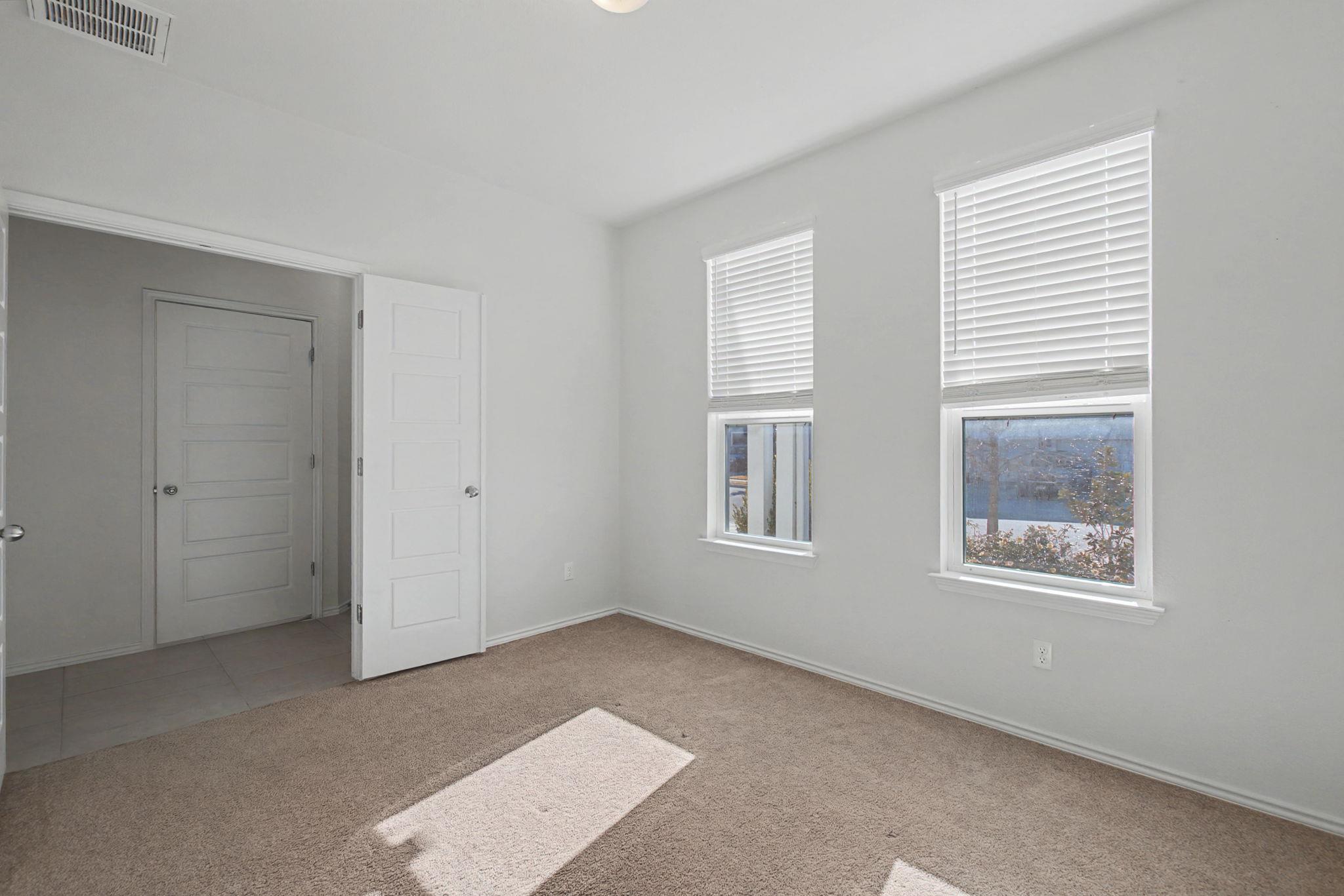 109 White Sage Ln, Liberty Hill, TX 78642