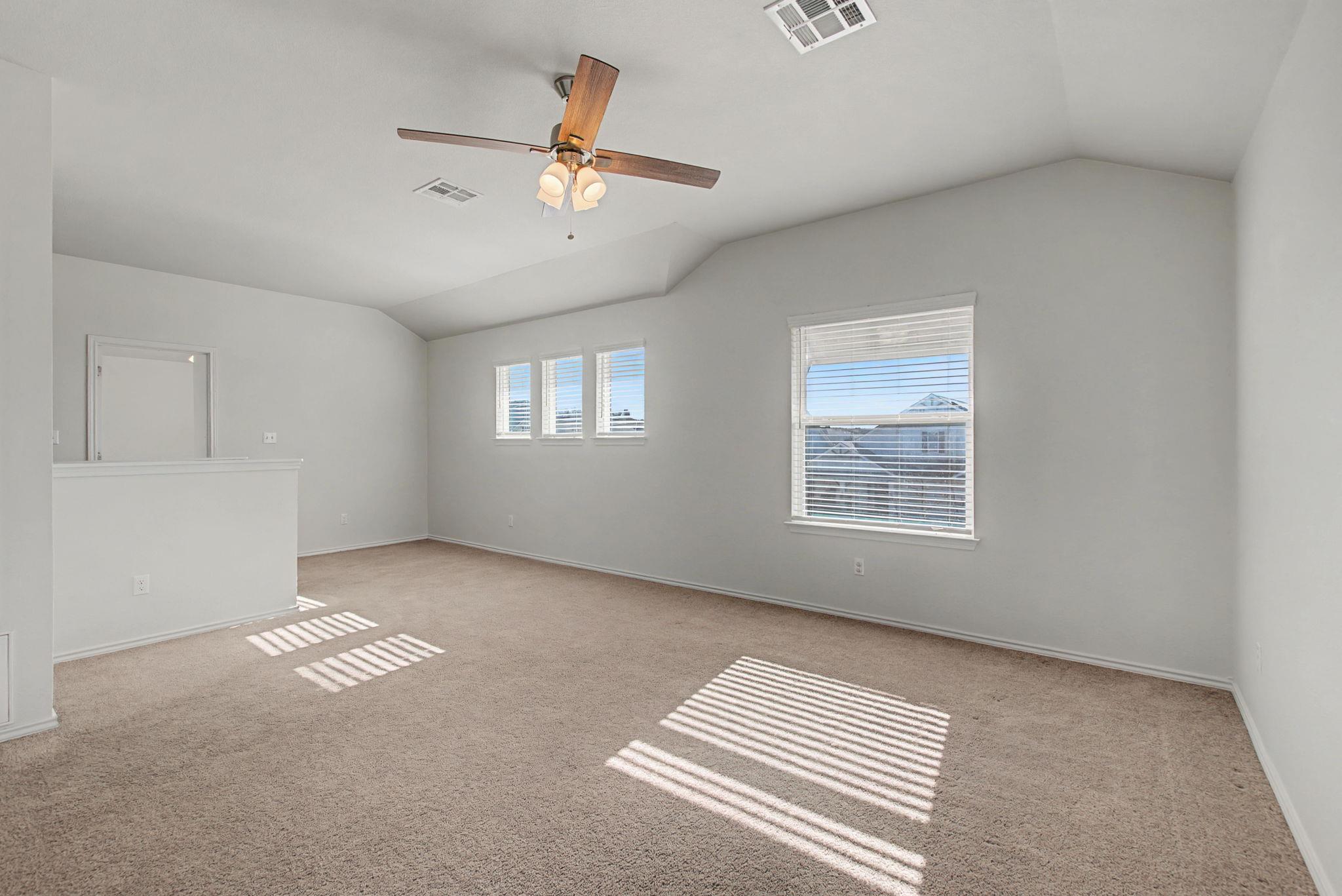 109 White Sage Ln, Liberty Hill, TX 78642