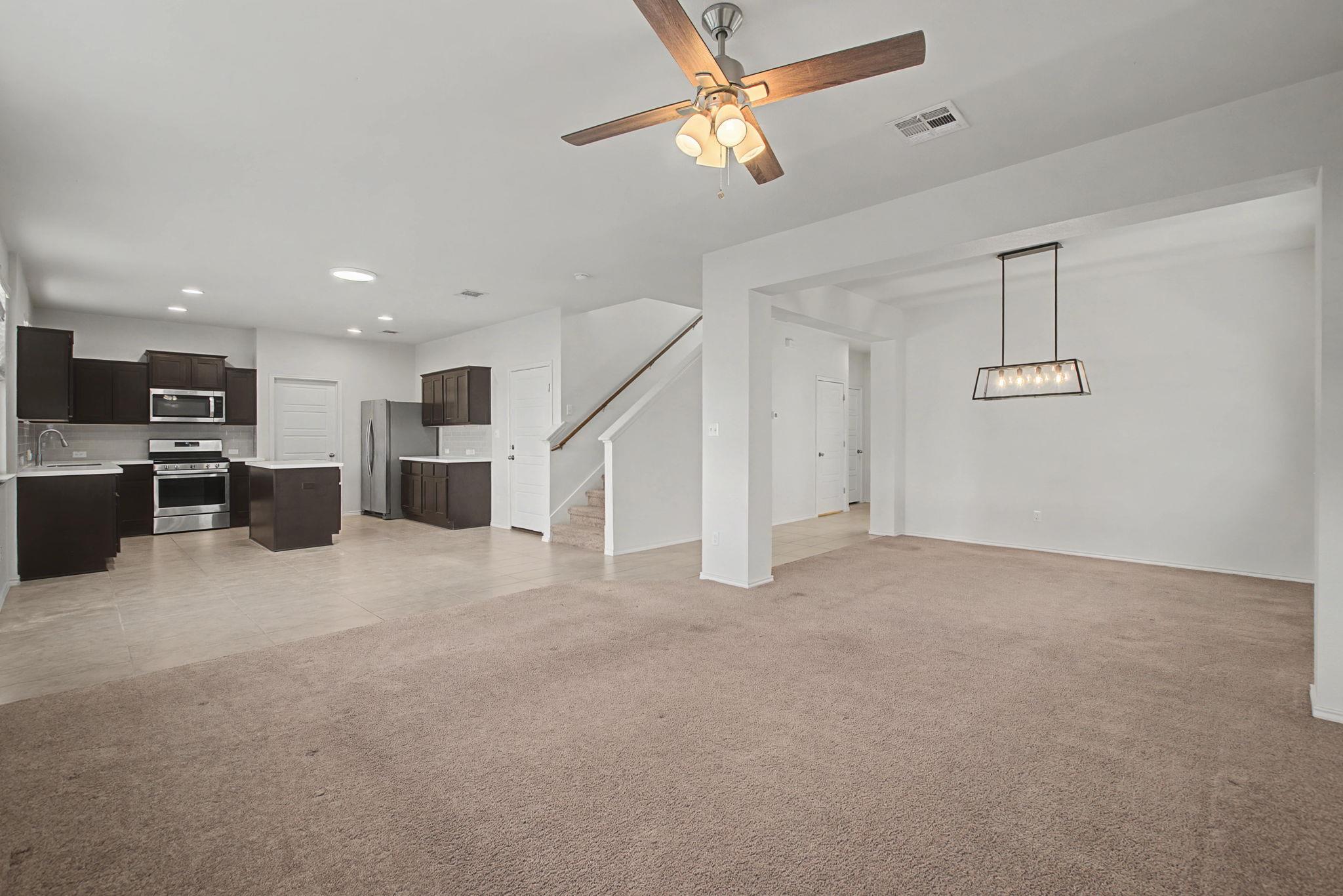 109 White Sage Ln, Liberty Hill, TX 78642