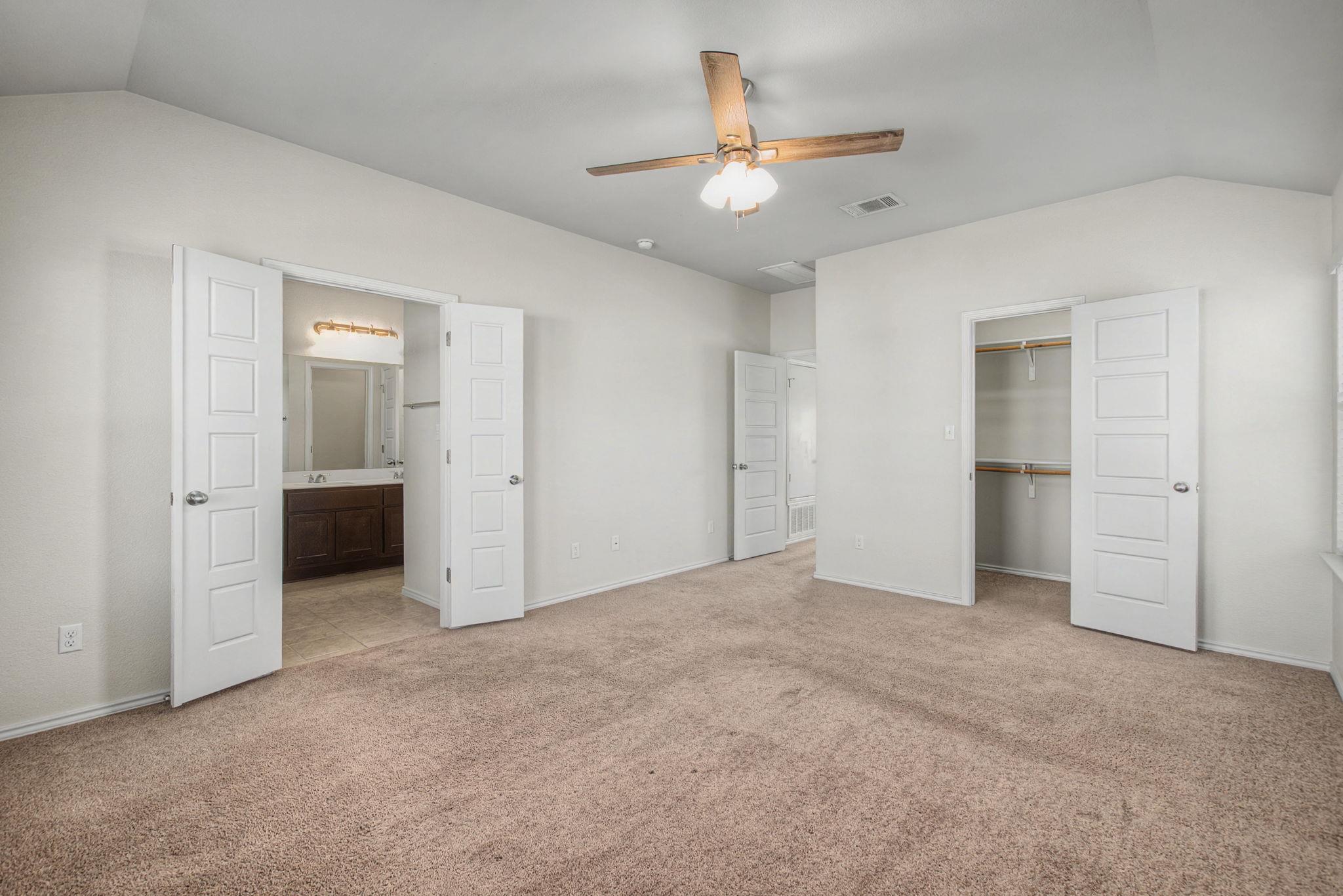 109 White Sage Ln, Liberty Hill, TX 78642