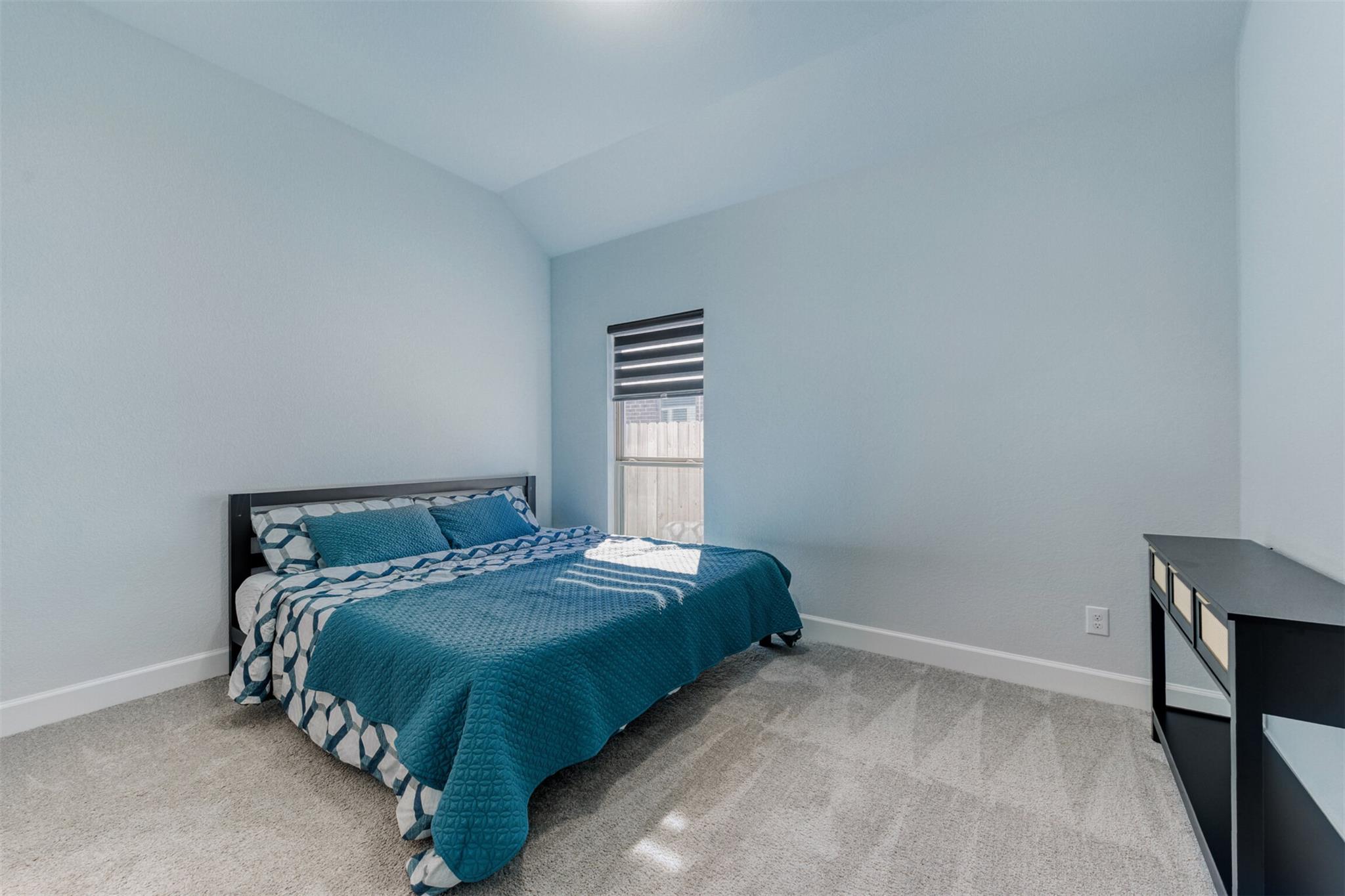 185 King Haakon Bay Dr, Kyle, TX 78640