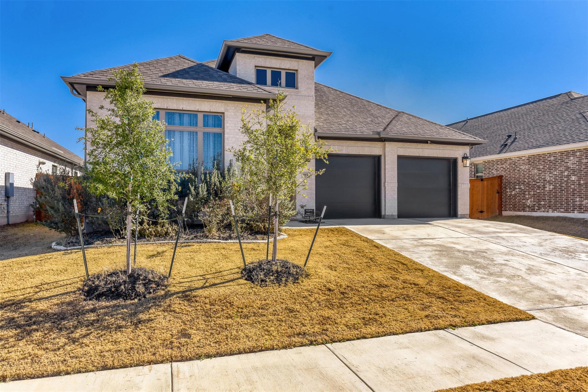 185 King Haakon Bay Dr, Kyle, TX 78640