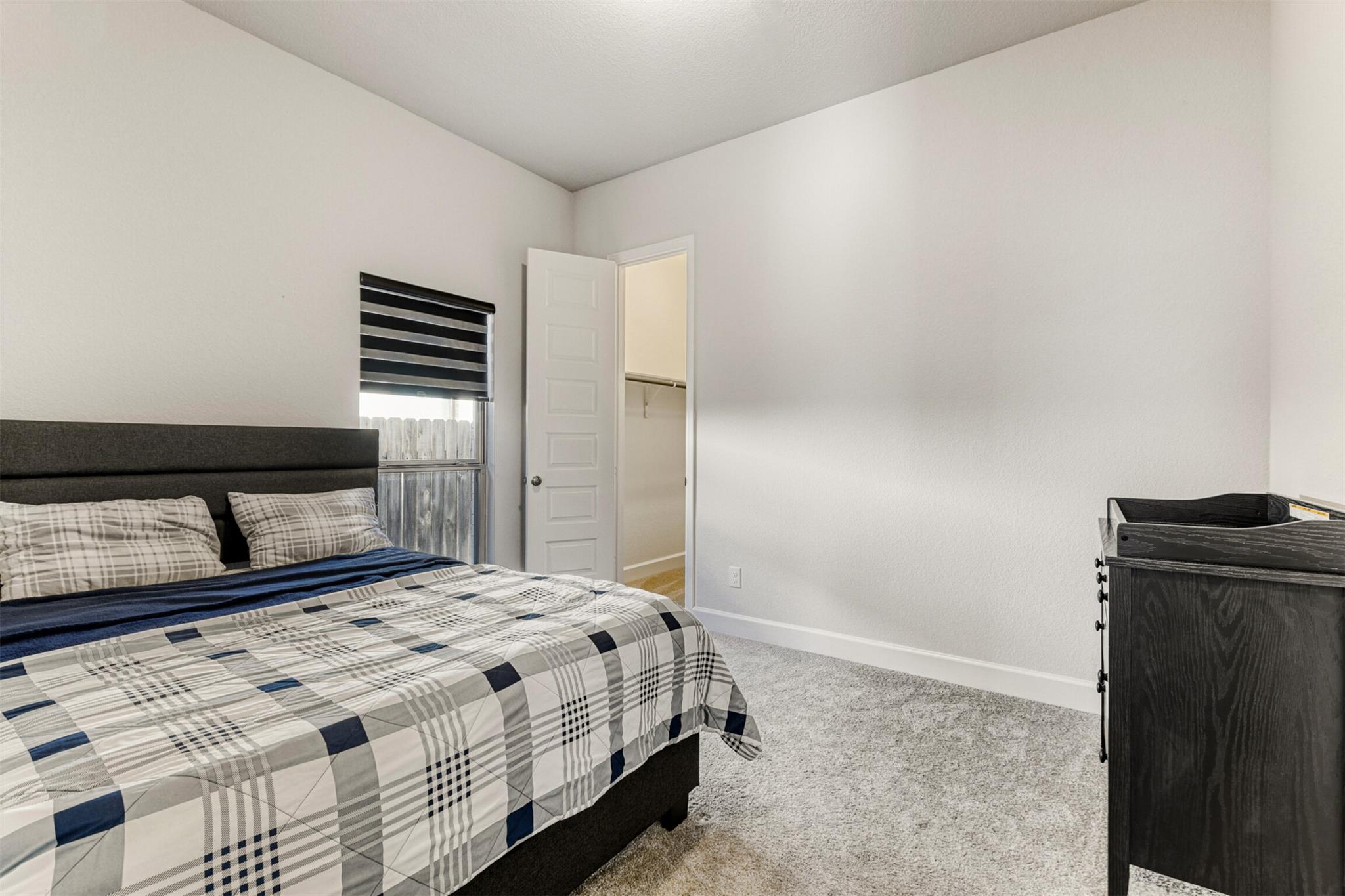 185 King Haakon Bay Dr, Kyle, TX 78640