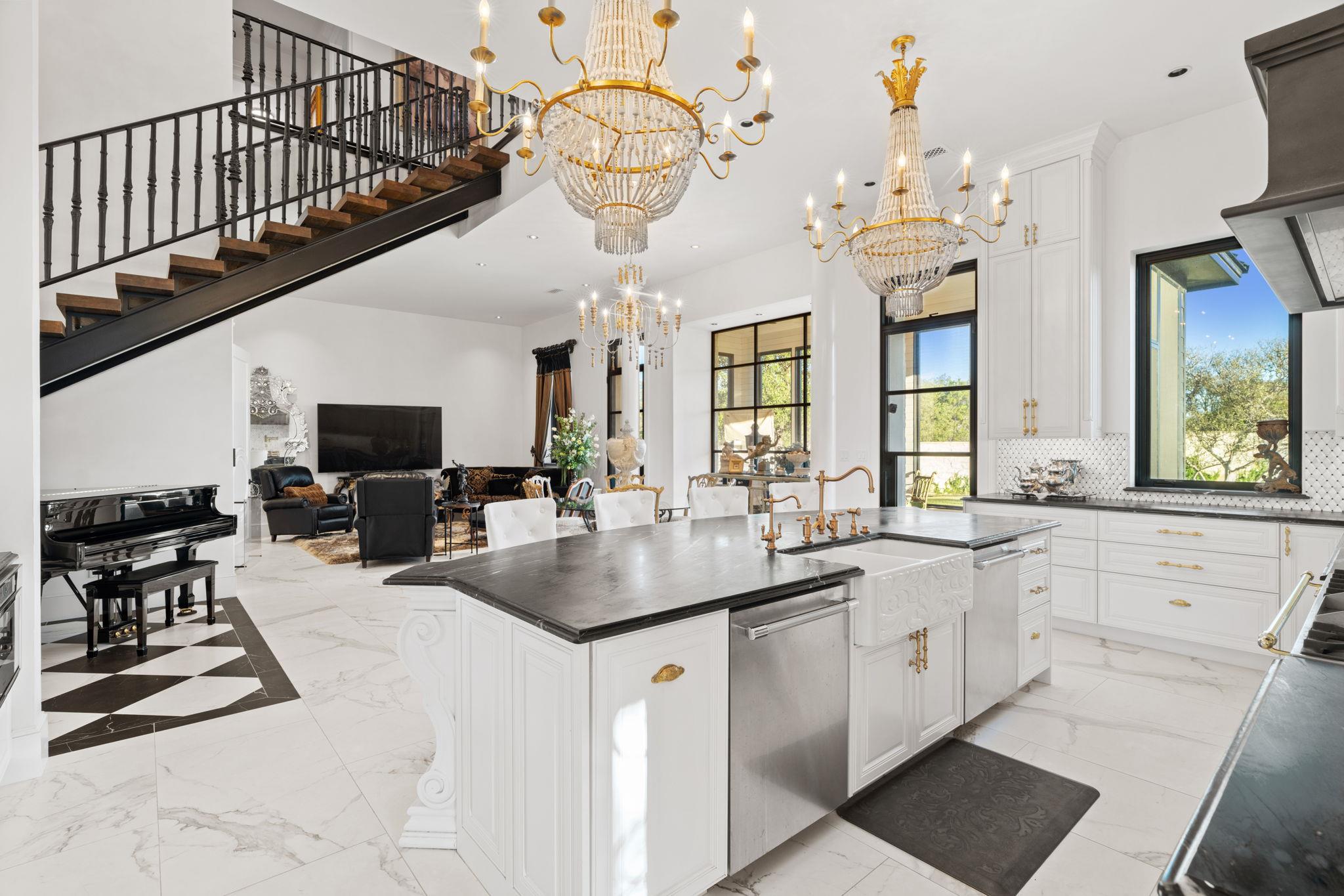 3401 Mormon Mill Rd, Marble Falls, TX 78654