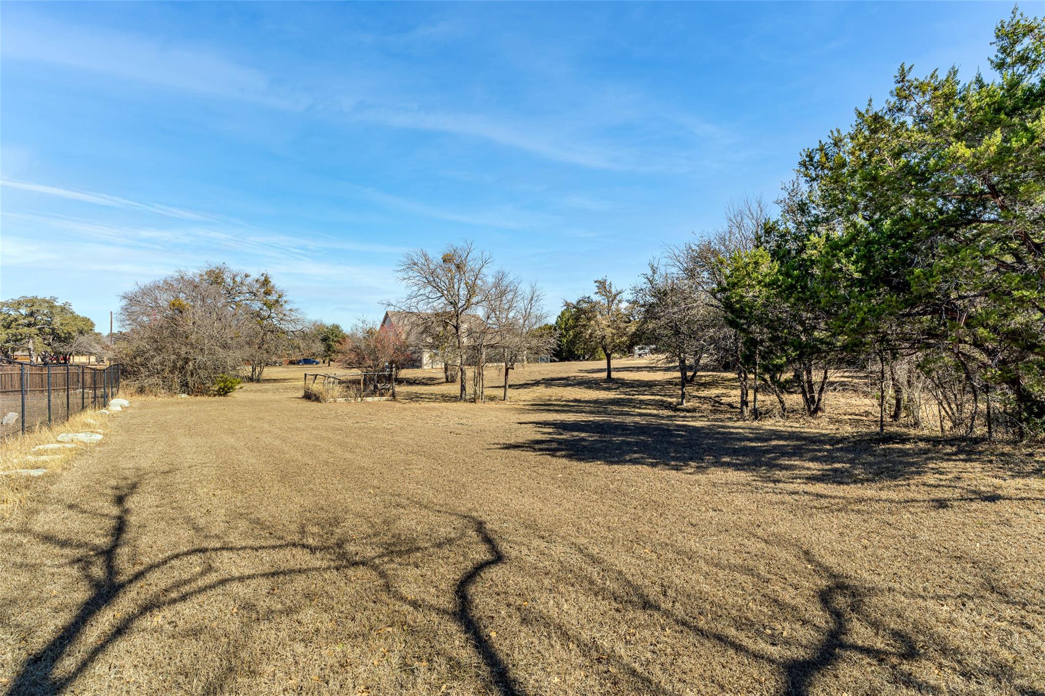 100 Clydesdale Ct, Liberty Hill, TX 78642