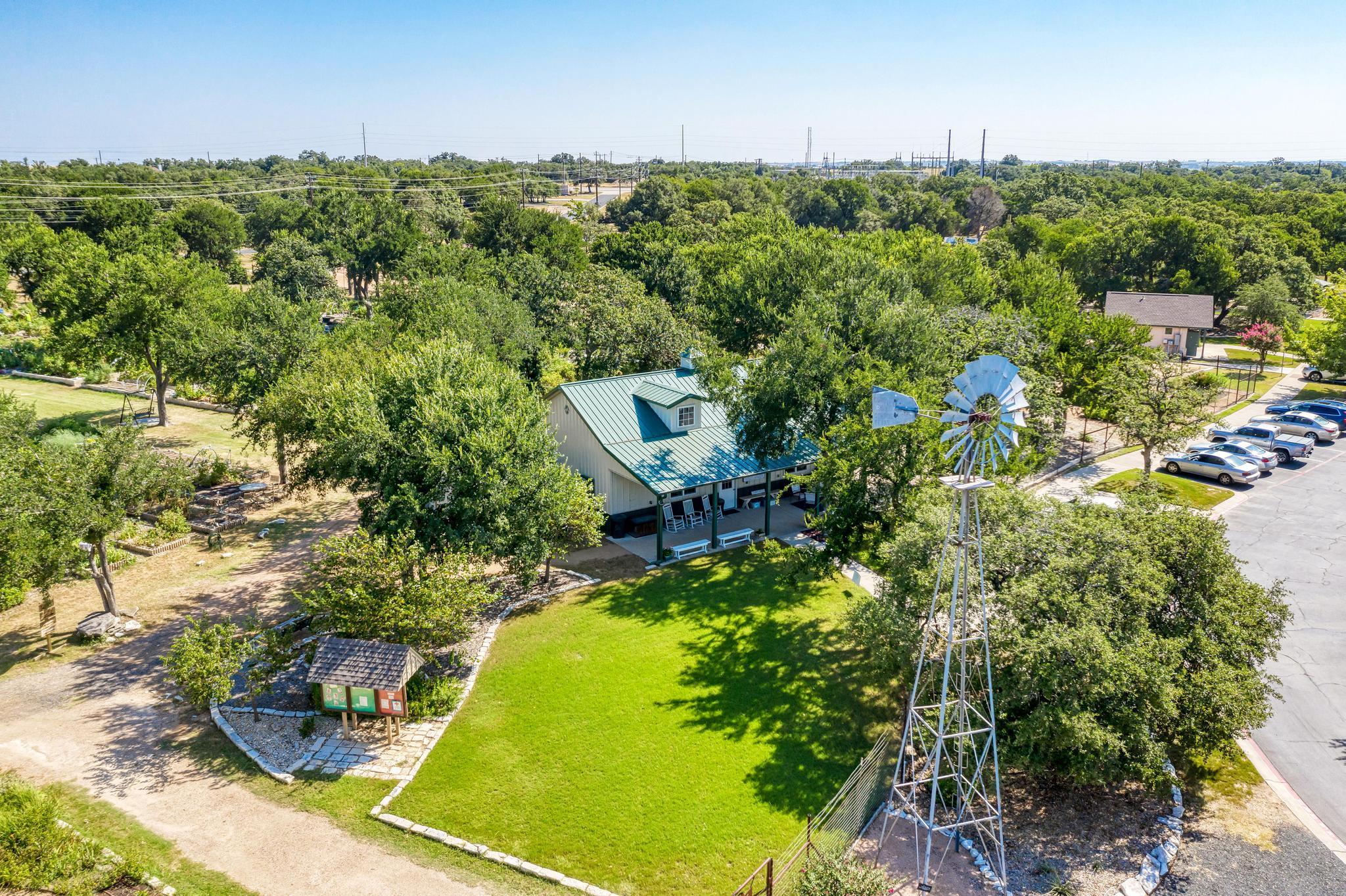 106 Hale Ct, Georgetown, TX 78633