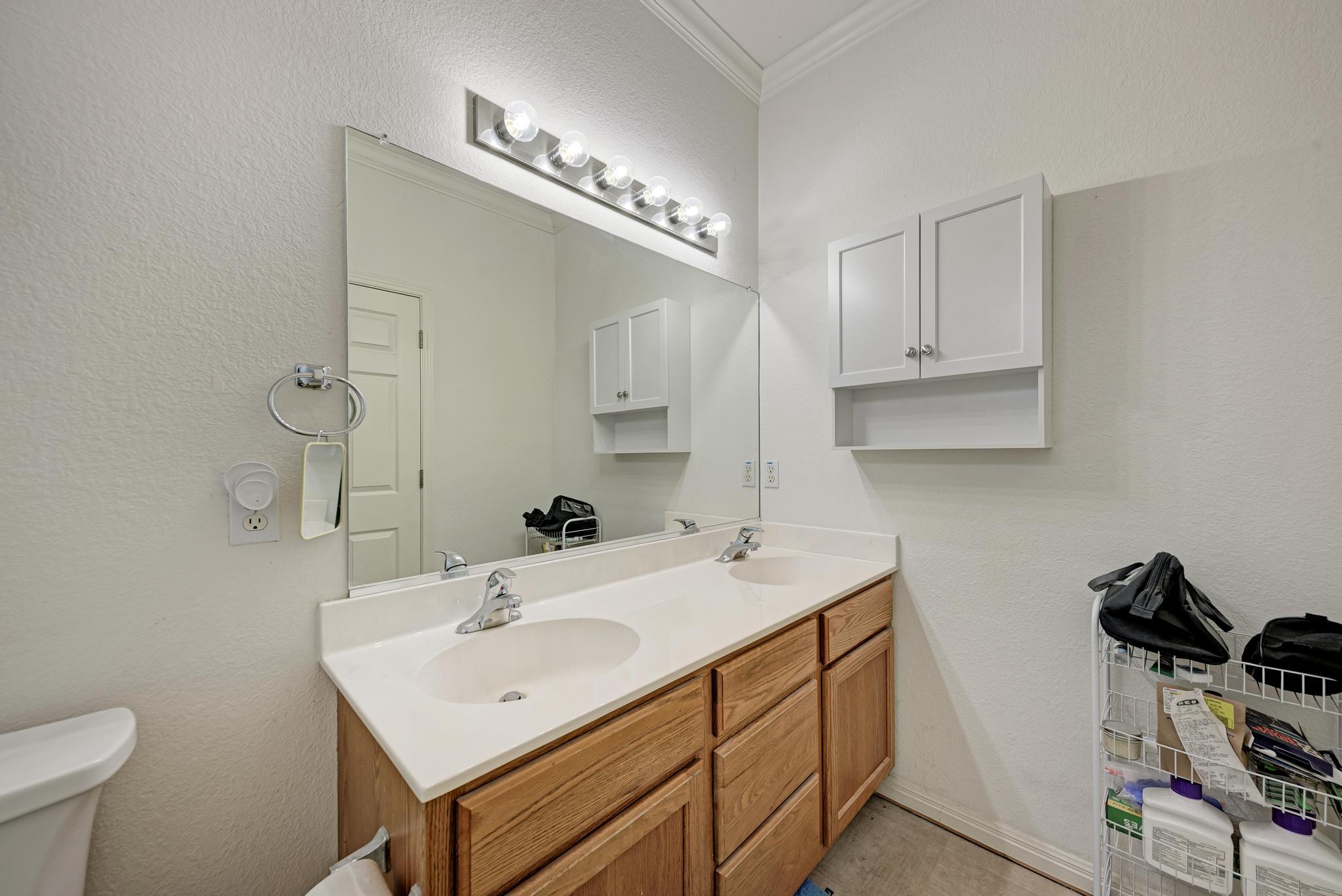 106 Hale Ct, Georgetown, TX 78633