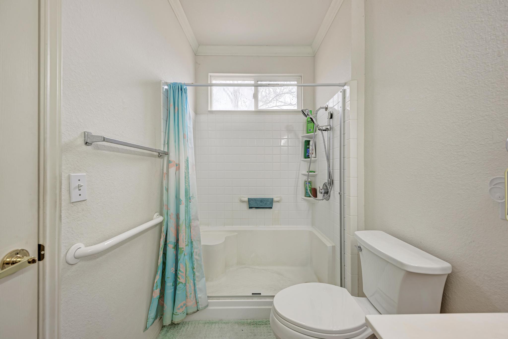 106 Hale Ct, Georgetown, TX 78633