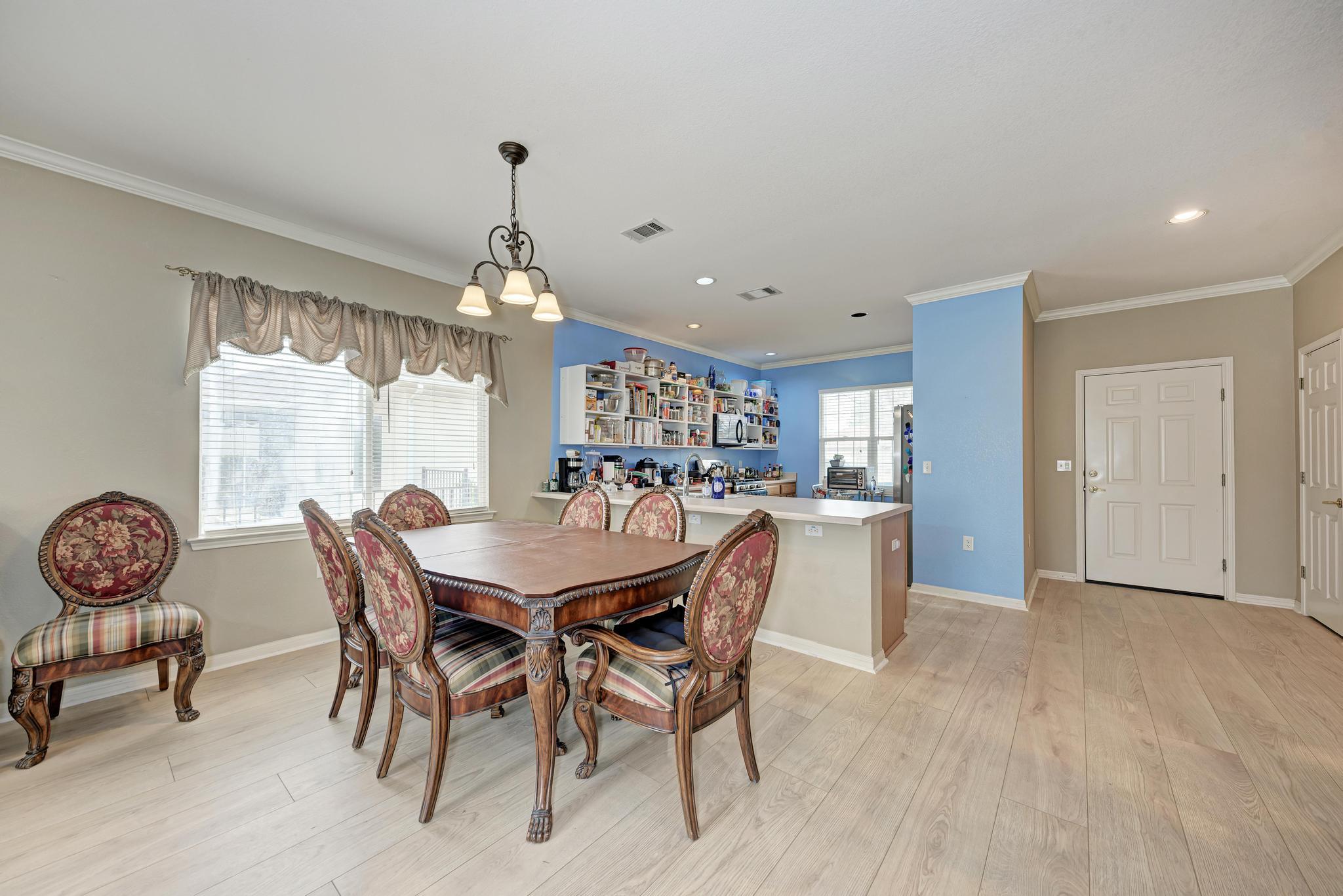 106 Hale Ct, Georgetown, TX 78633