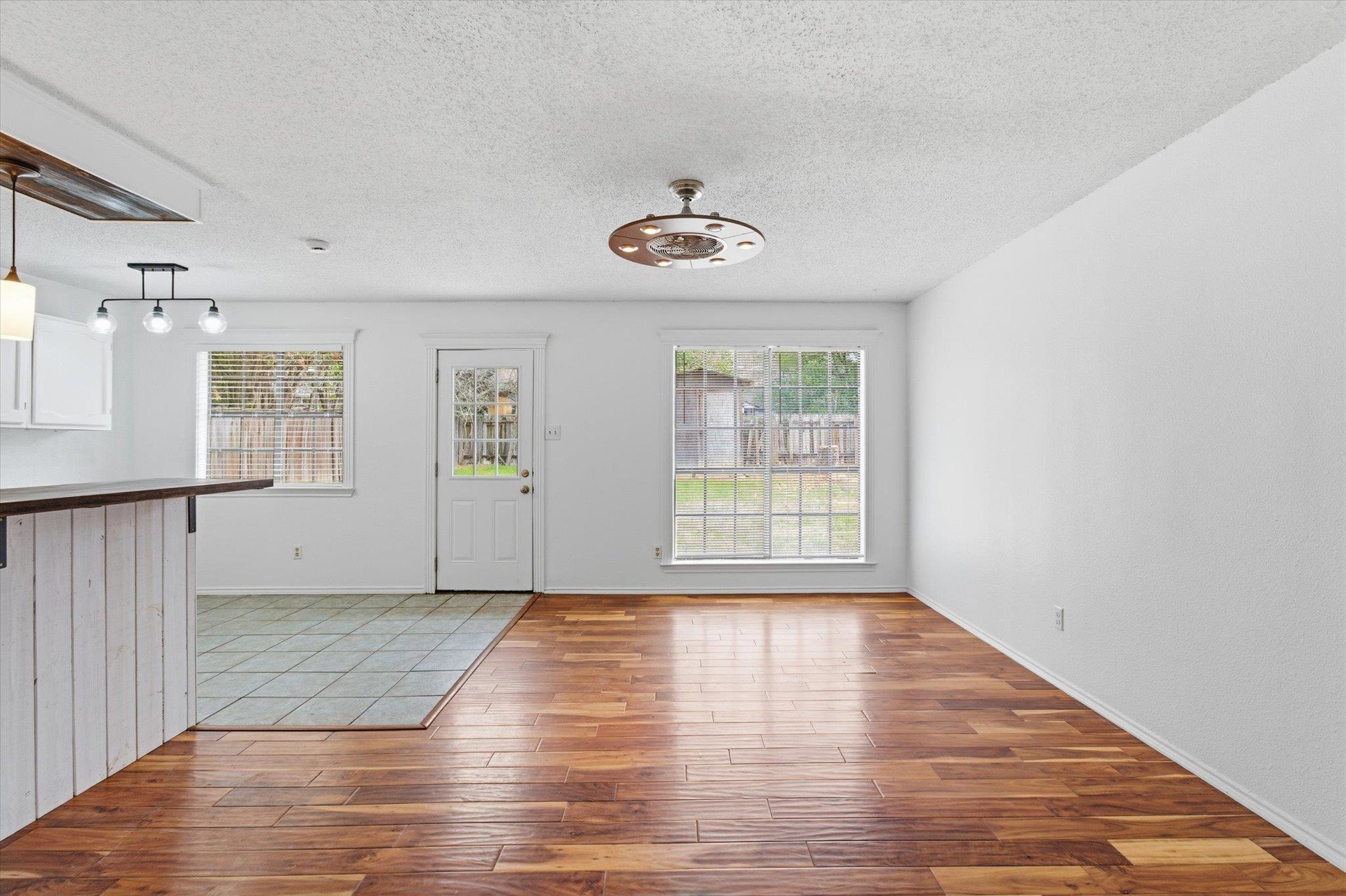 1917 Nevada St, San Marcos, TX 78666