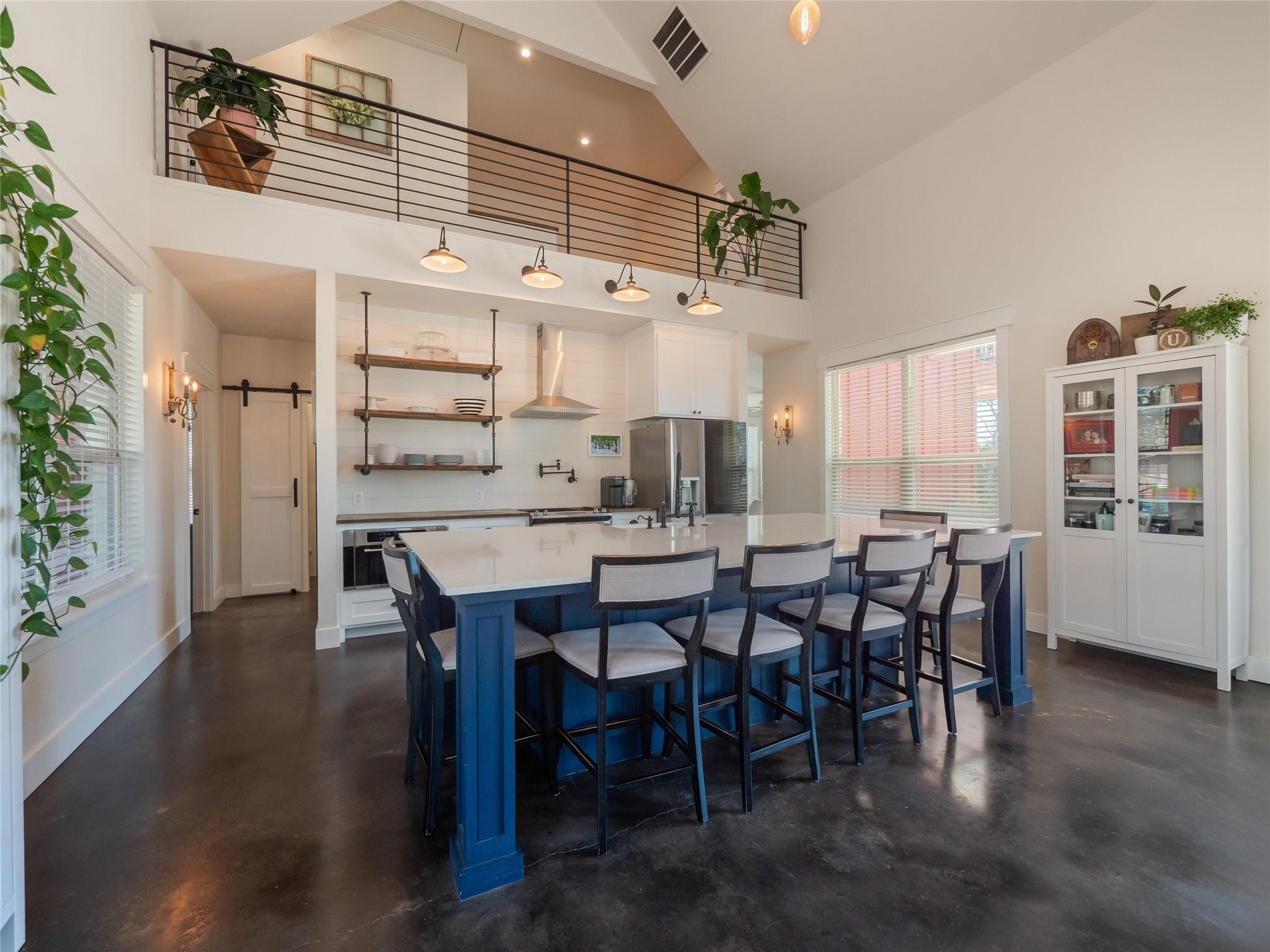 161 Paintbrush Ln, Burnet, TX 78611