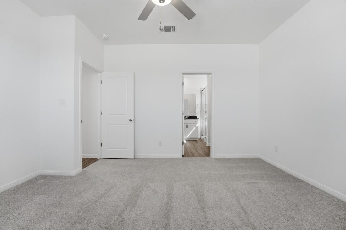 201 Betsy Rd, Hutto, TX 78634