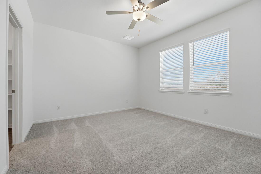 201 Betsy Rd, Hutto, TX 78634