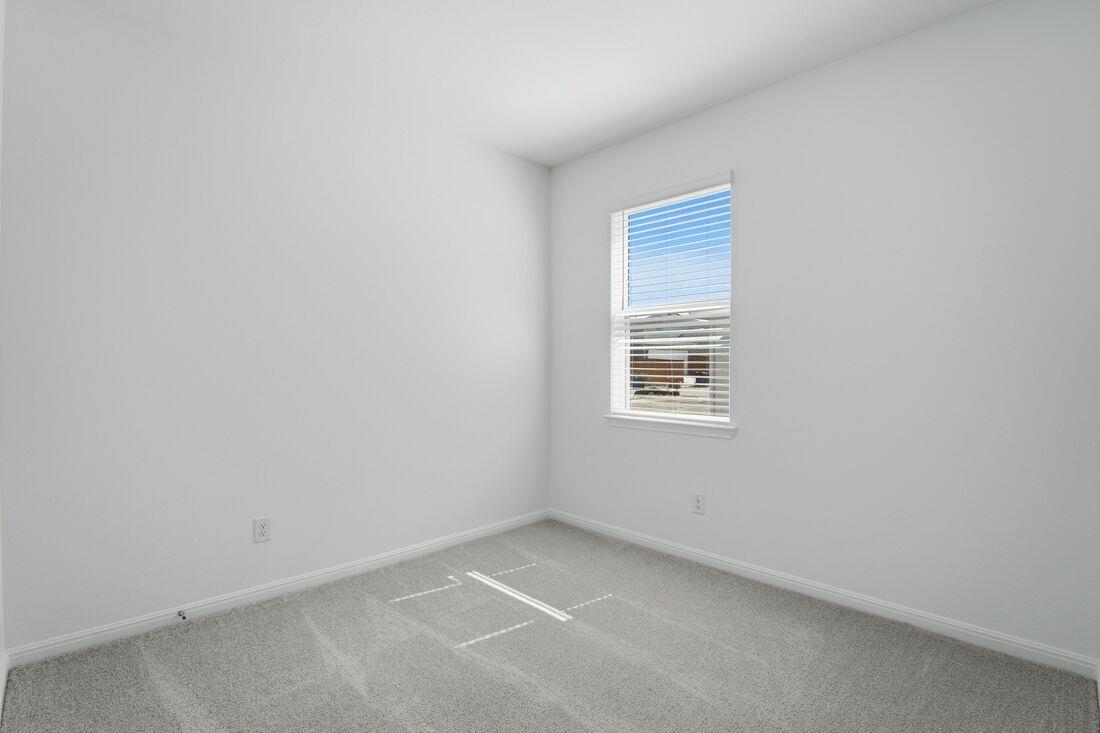 201 Betsy Rd, Hutto, TX 78634