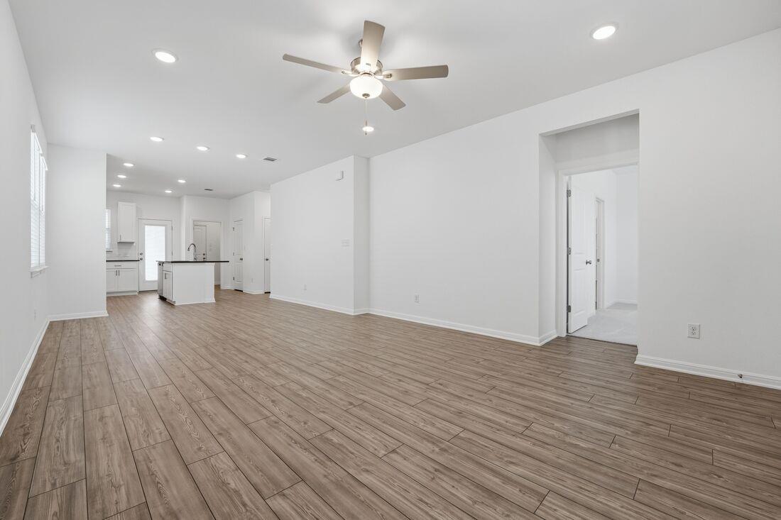 201 Betsy Rd, Hutto, TX 78634