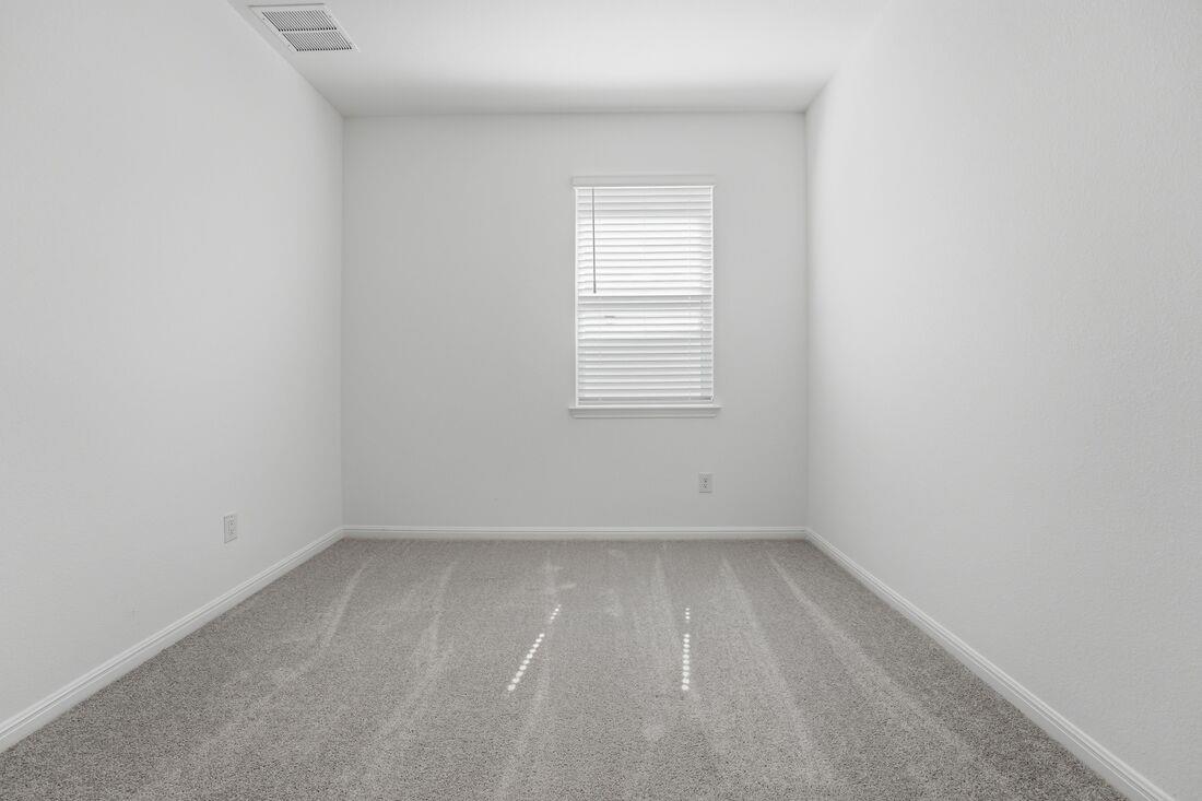 201 Betsy Rd, Hutto, TX 78634