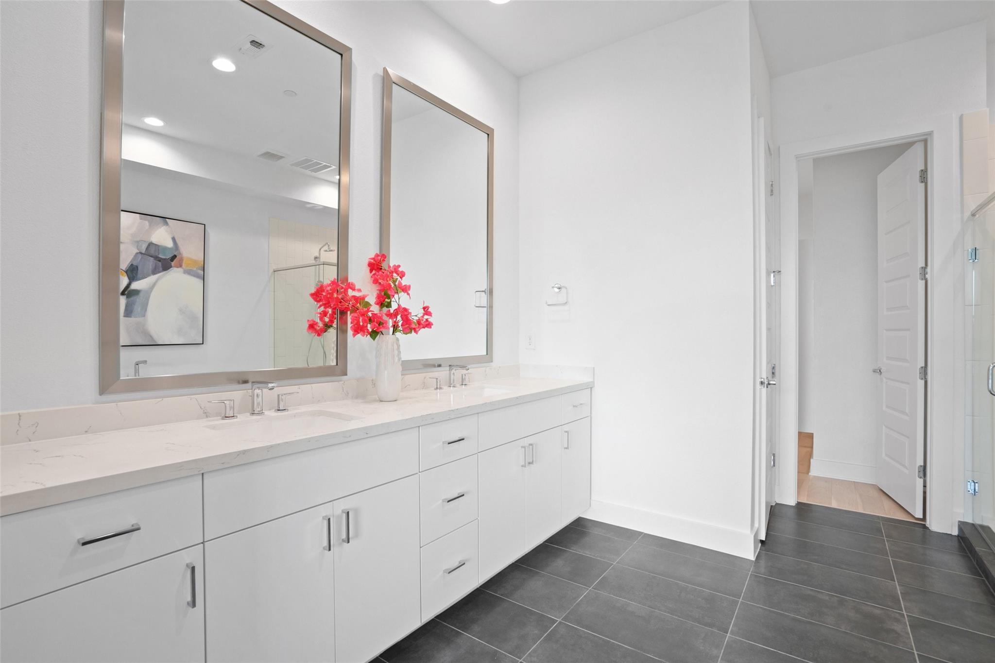 2805 Mccurdy St # 2, Austin, TX 78723