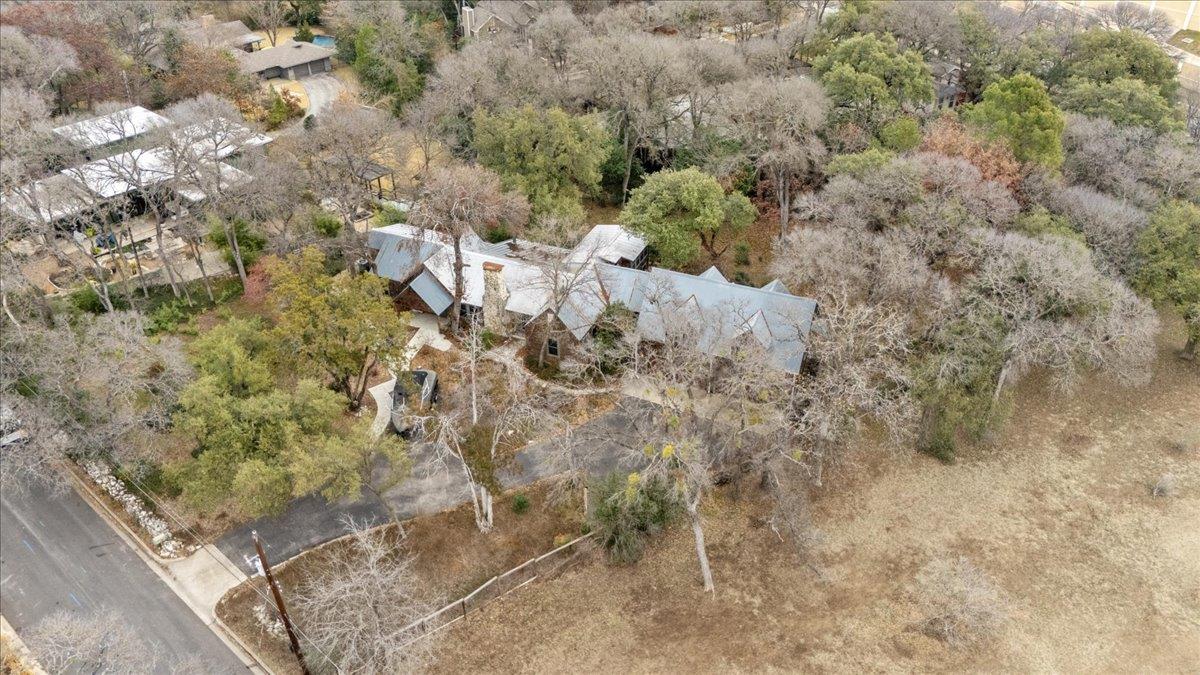 1607 Sharon Ln, Austin, TX 78703