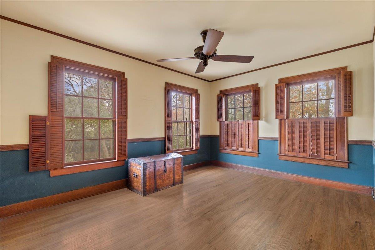 1607 Sharon Ln, Austin, TX 78703