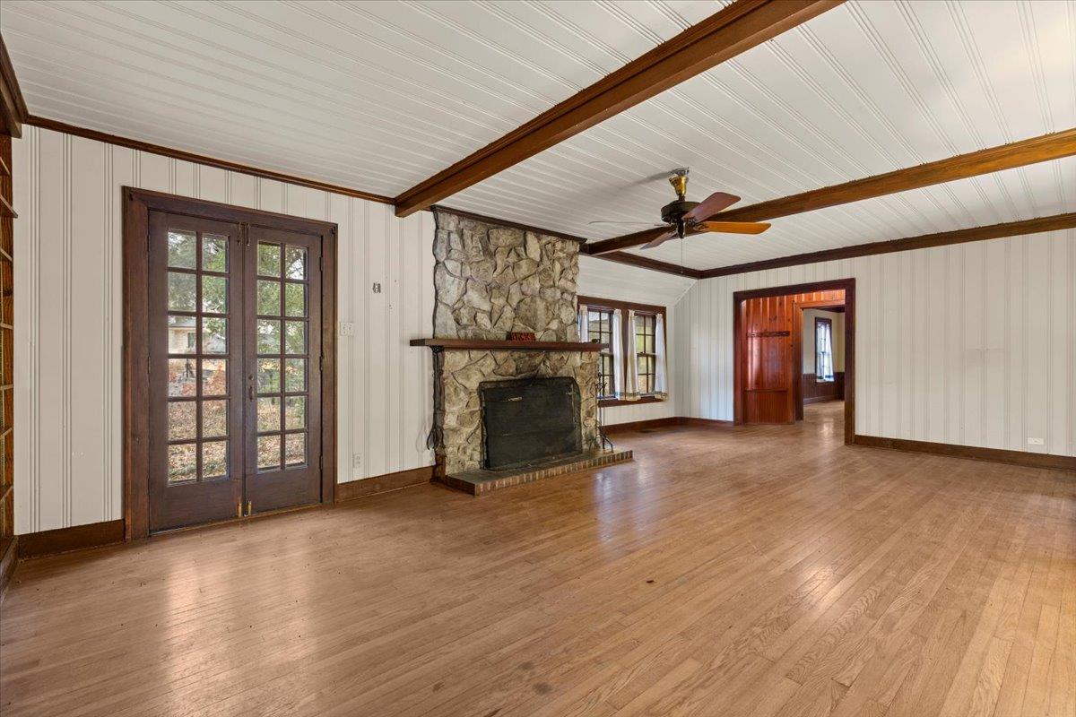 1607 Sharon Ln, Austin, TX 78703