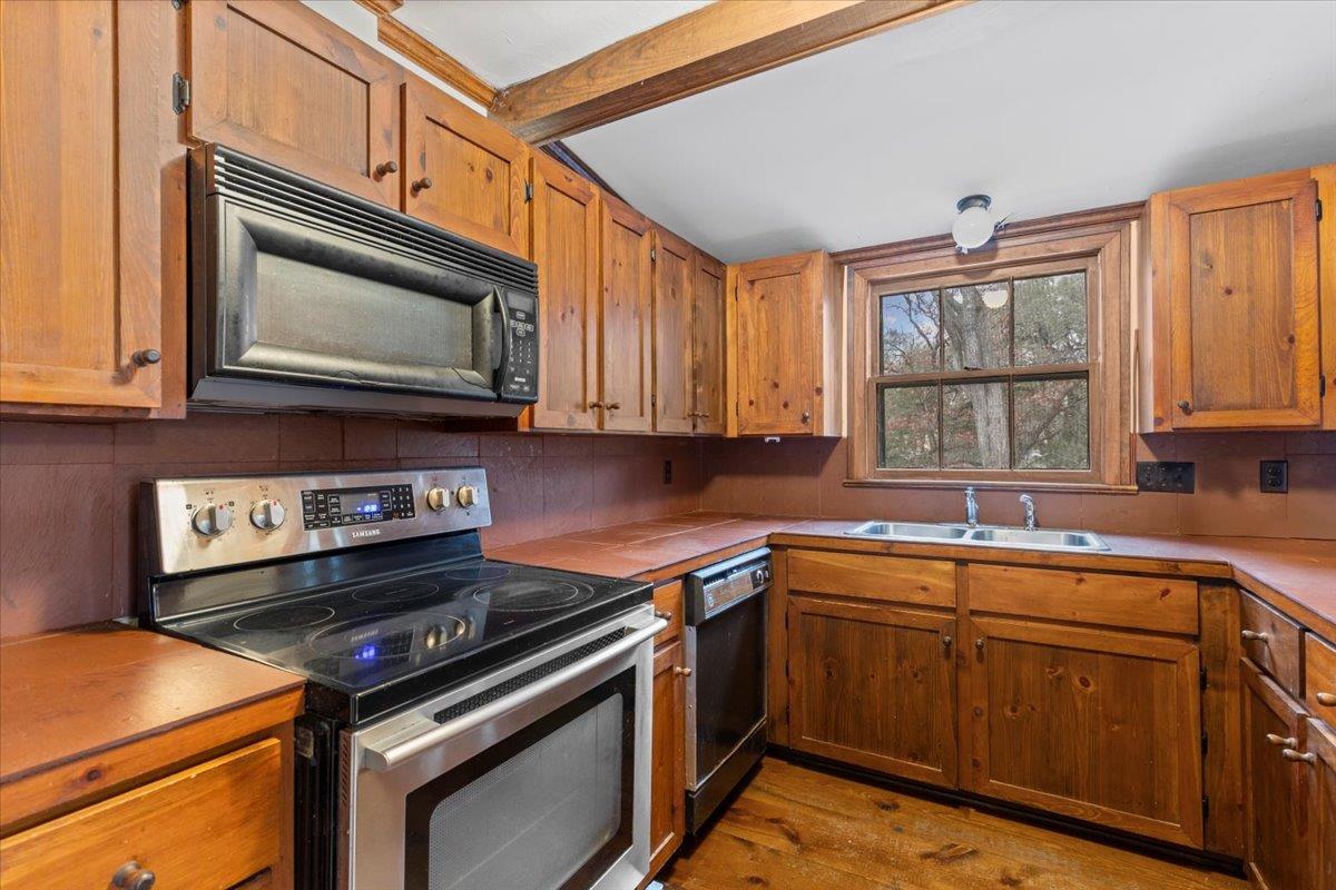 1607 Sharon Ln, Austin, TX 78703