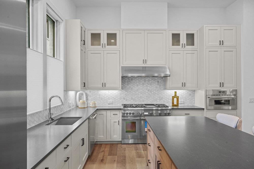 1719 Spyglass Dr # 17, Austin, TX 78746
