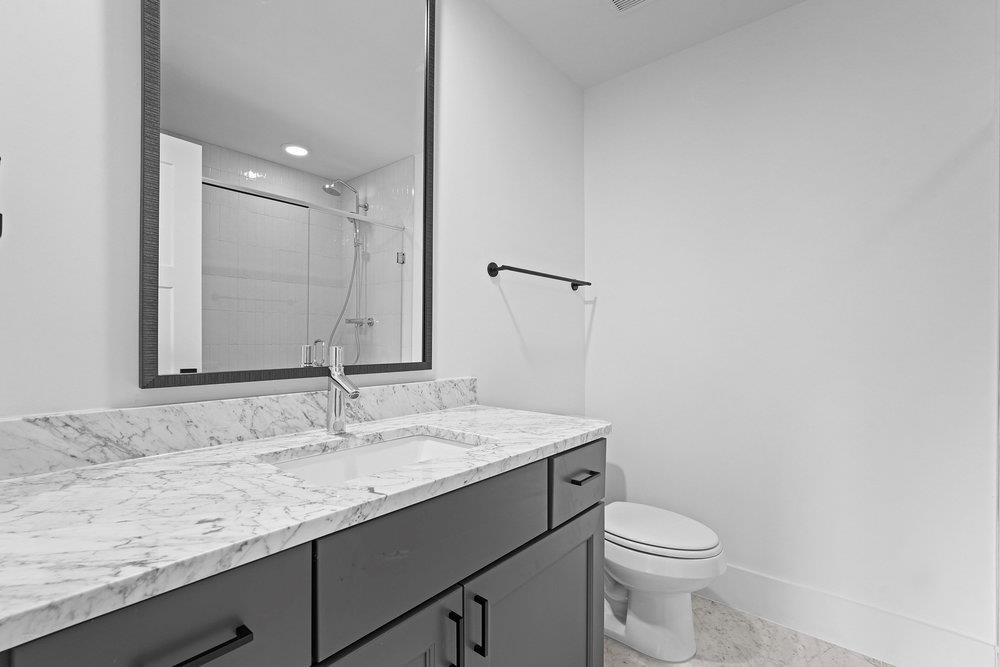 1719 Spyglass Dr # 17, Austin, TX 78746