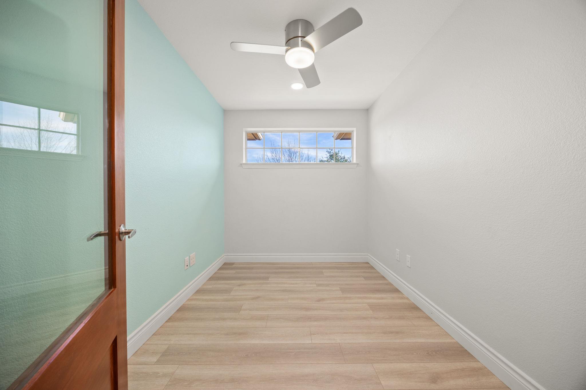 708 Rolling Brook Ln, Cedar Park, TX 78613