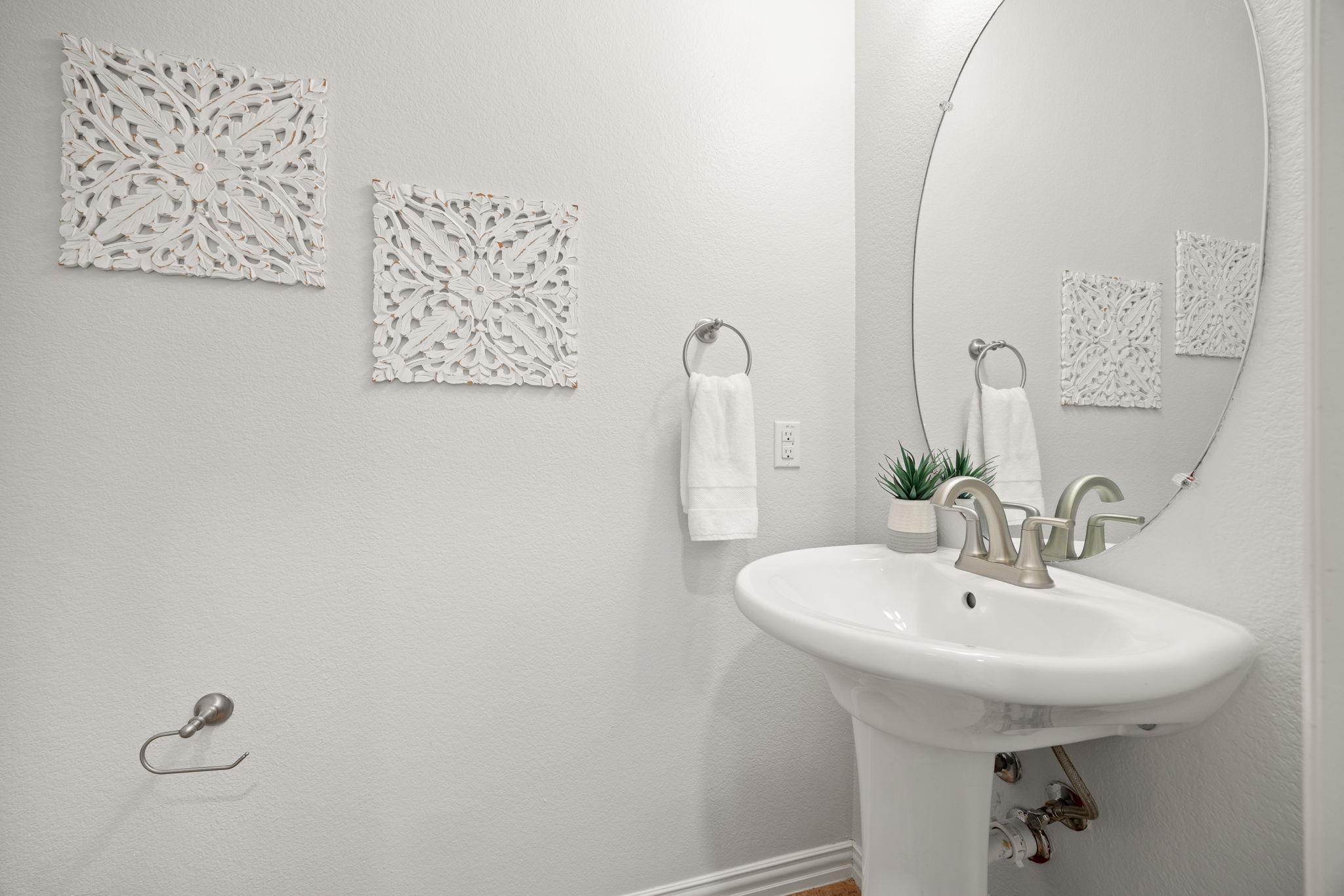 708 Rolling Brook Ln, Cedar Park, TX 78613