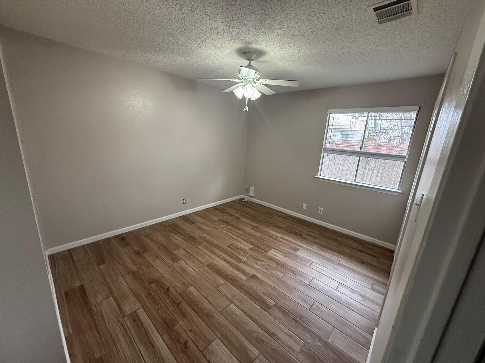 1802 B NICOLE Cir # B, Round Rock, TX 78664