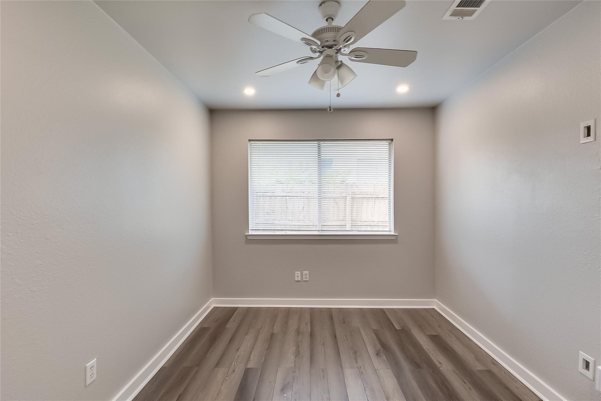 506 Stonebridge Dr, Round Rock, TX 78681