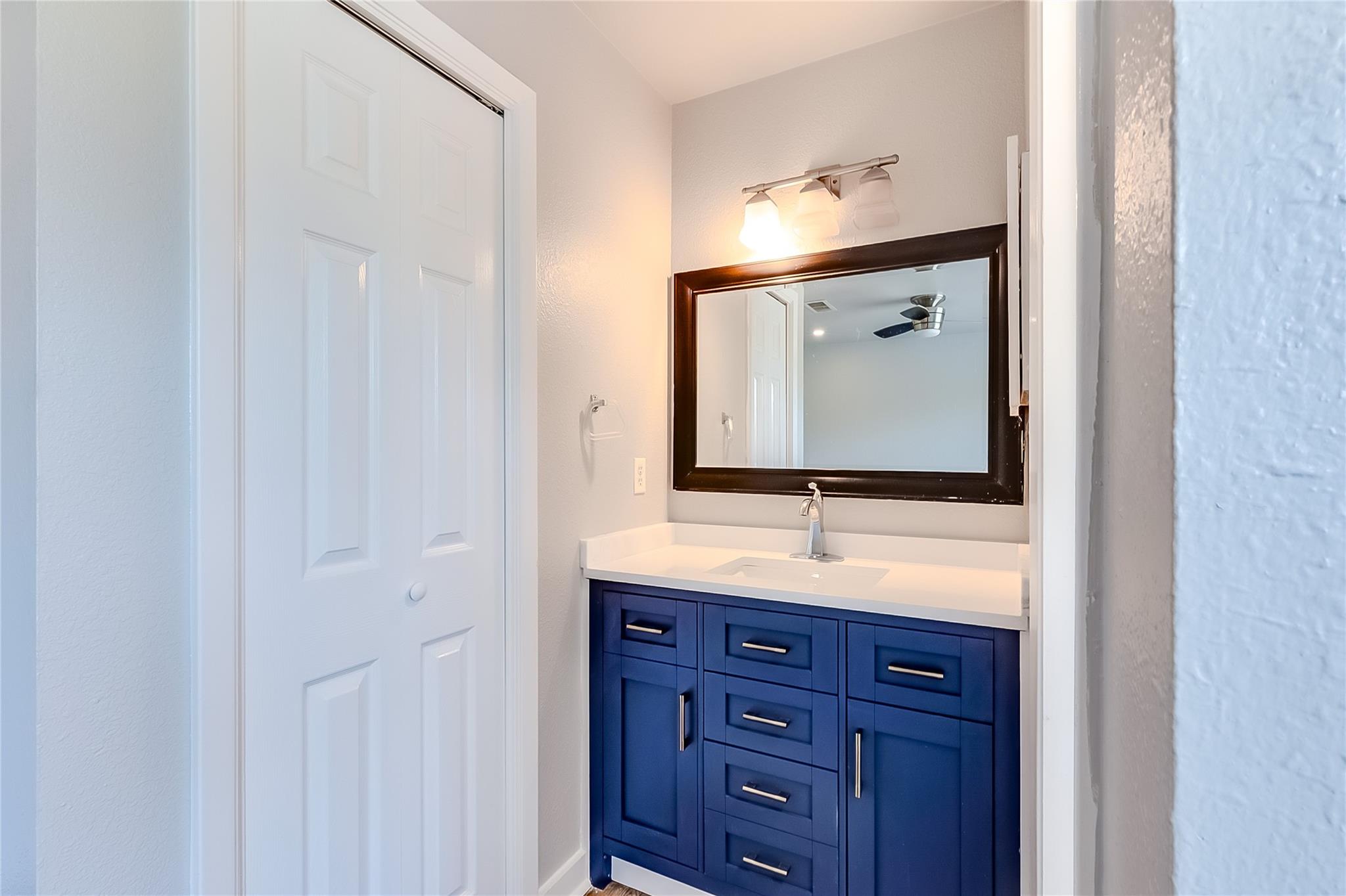 506 Stonebridge Dr, Round Rock, TX 78681