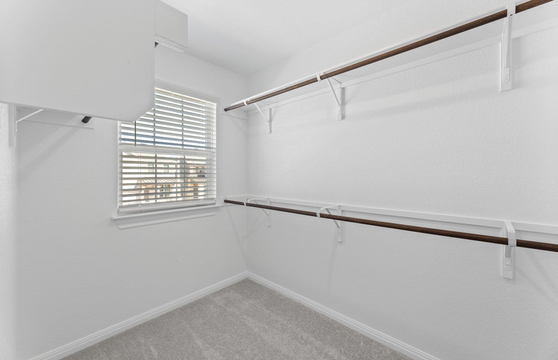 528 Knot Dr, Leander, TX 78641