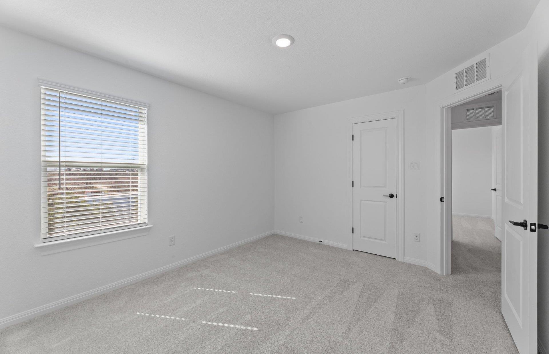 528 Knot Dr, Leander, TX 78641