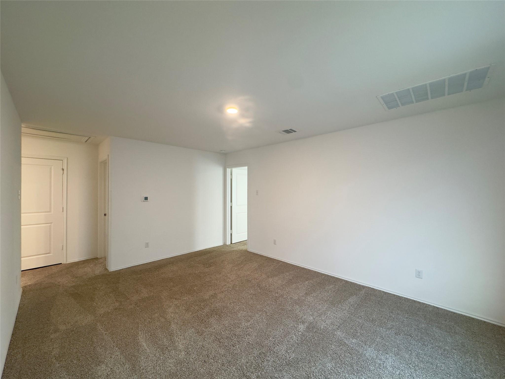 512 Gabbro Gdns, San Marcos, TX 78656