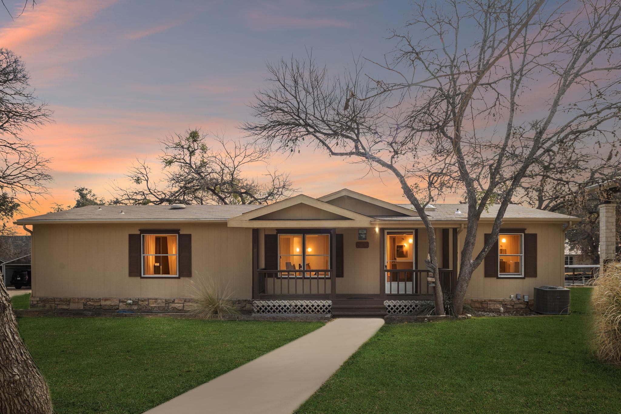 506 Ranch Road 2233, Llano, TX 78643