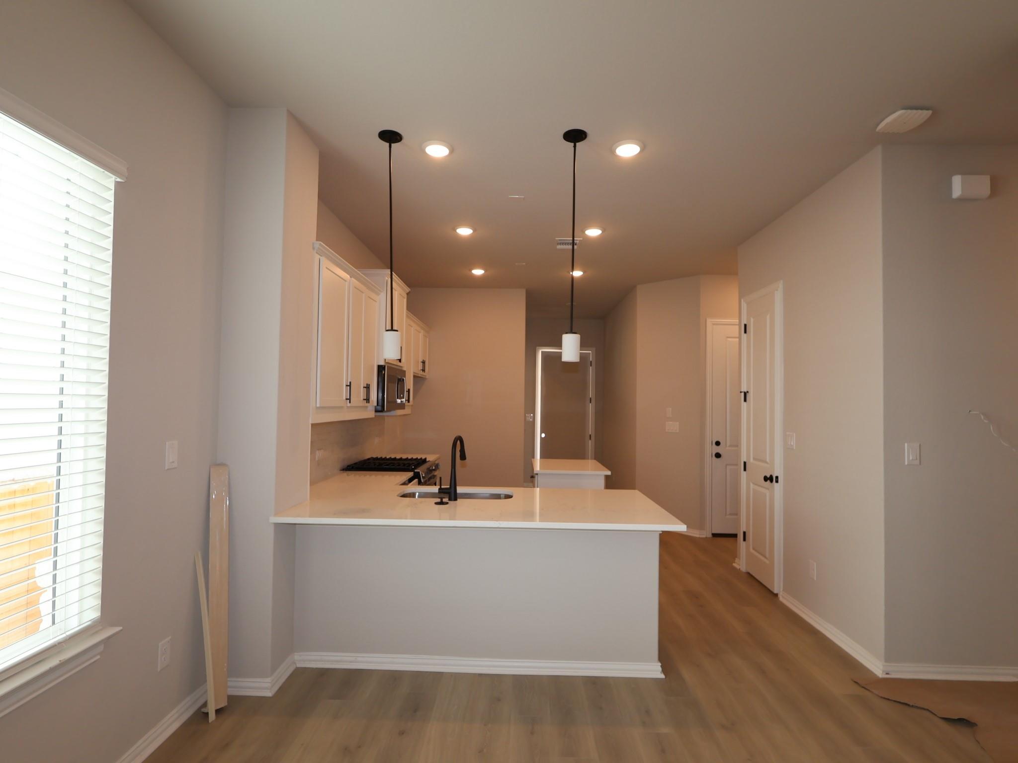 570 Darley Oak Dr, Dripping Springs, TX 78620