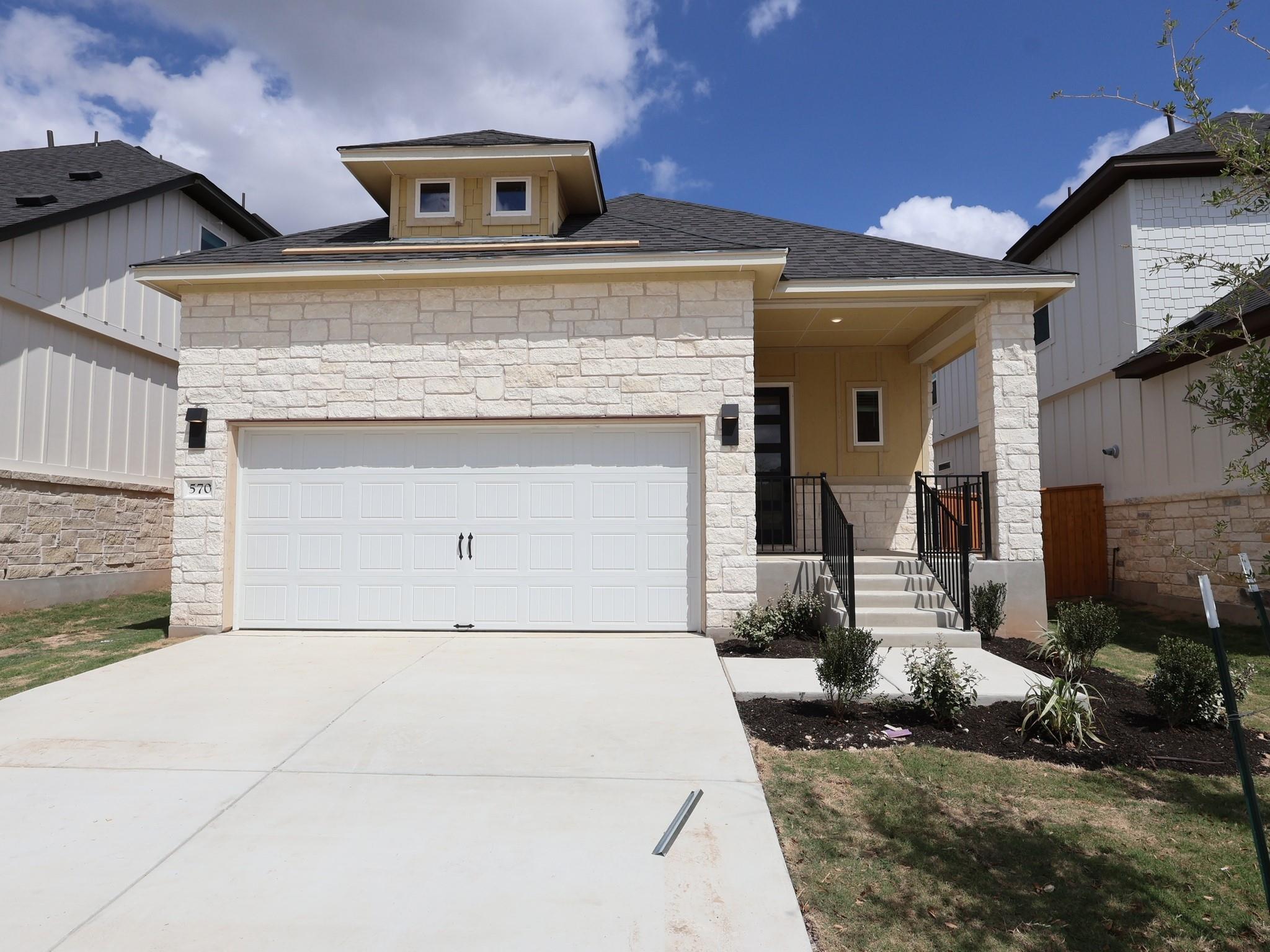 570 Darley Oak Dr, Dripping Springs, TX 78620